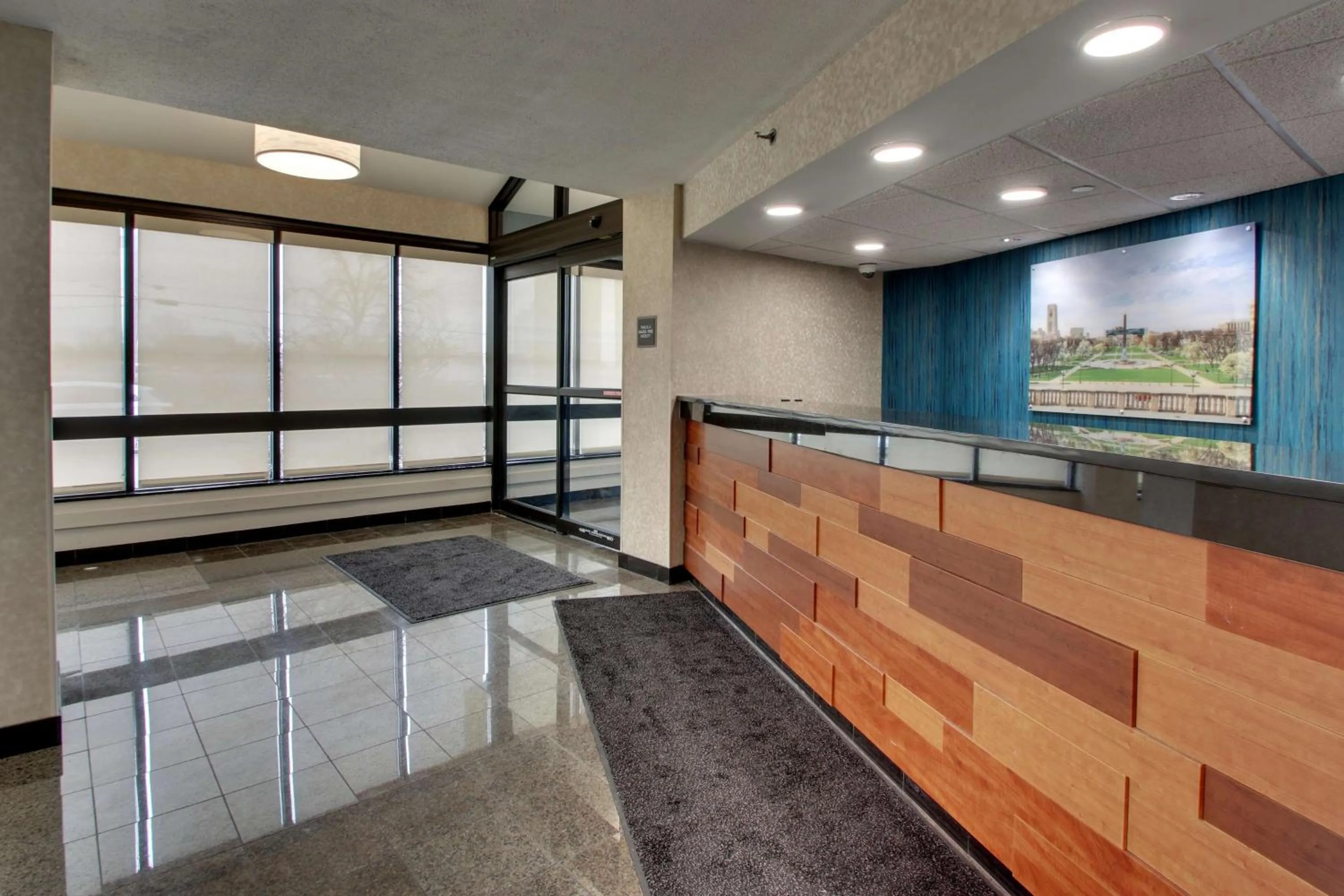 Lobby or reception in Best Western Plus Indianapolis North at Pyramids