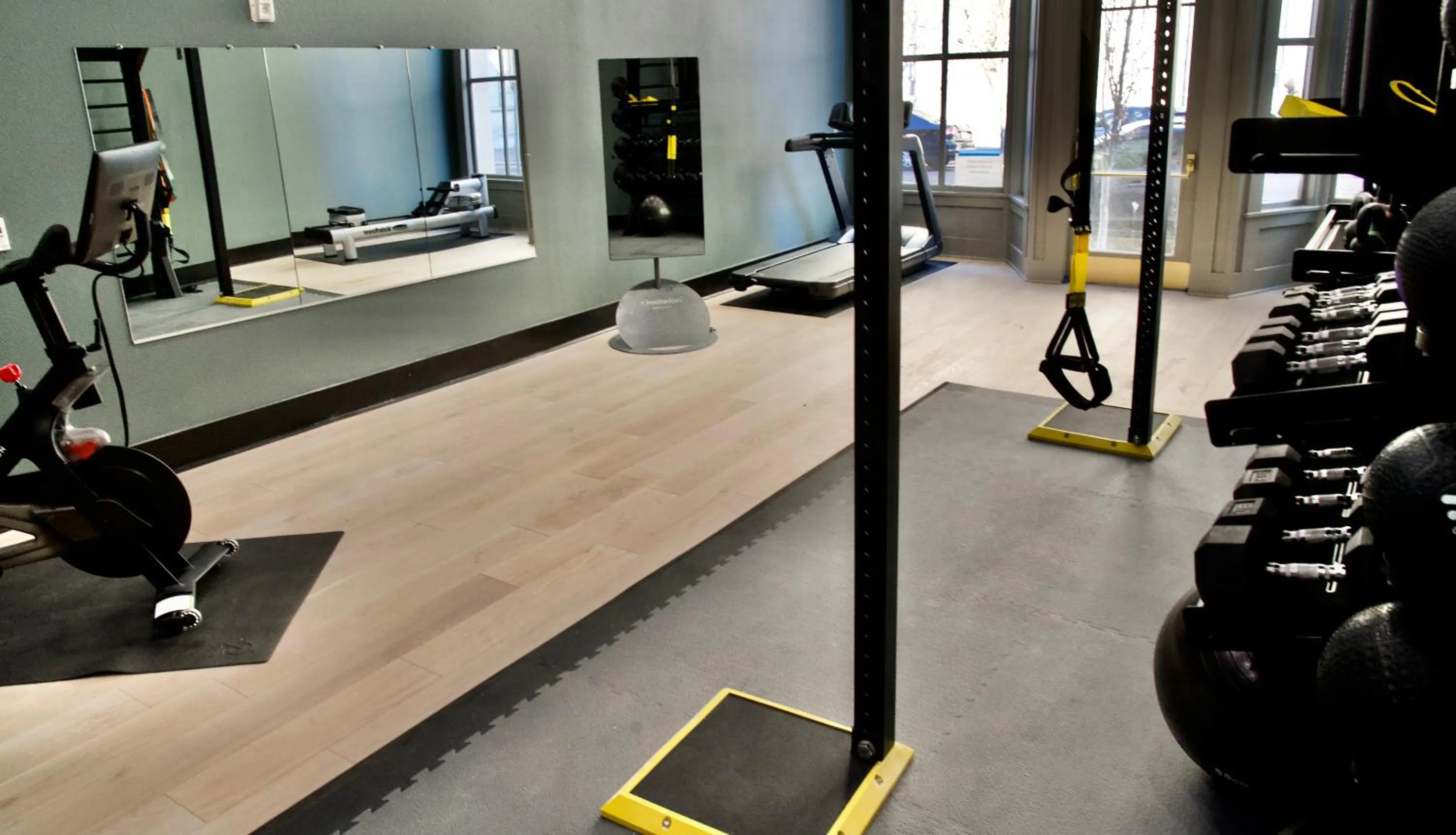 Fitness centre/facilities in Harlow Hotel