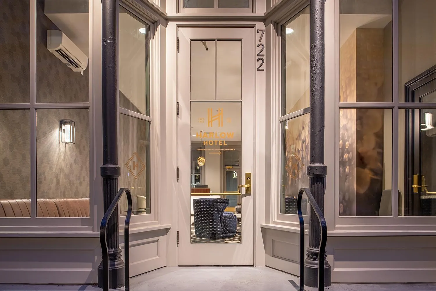 Property building in Harlow Hotel