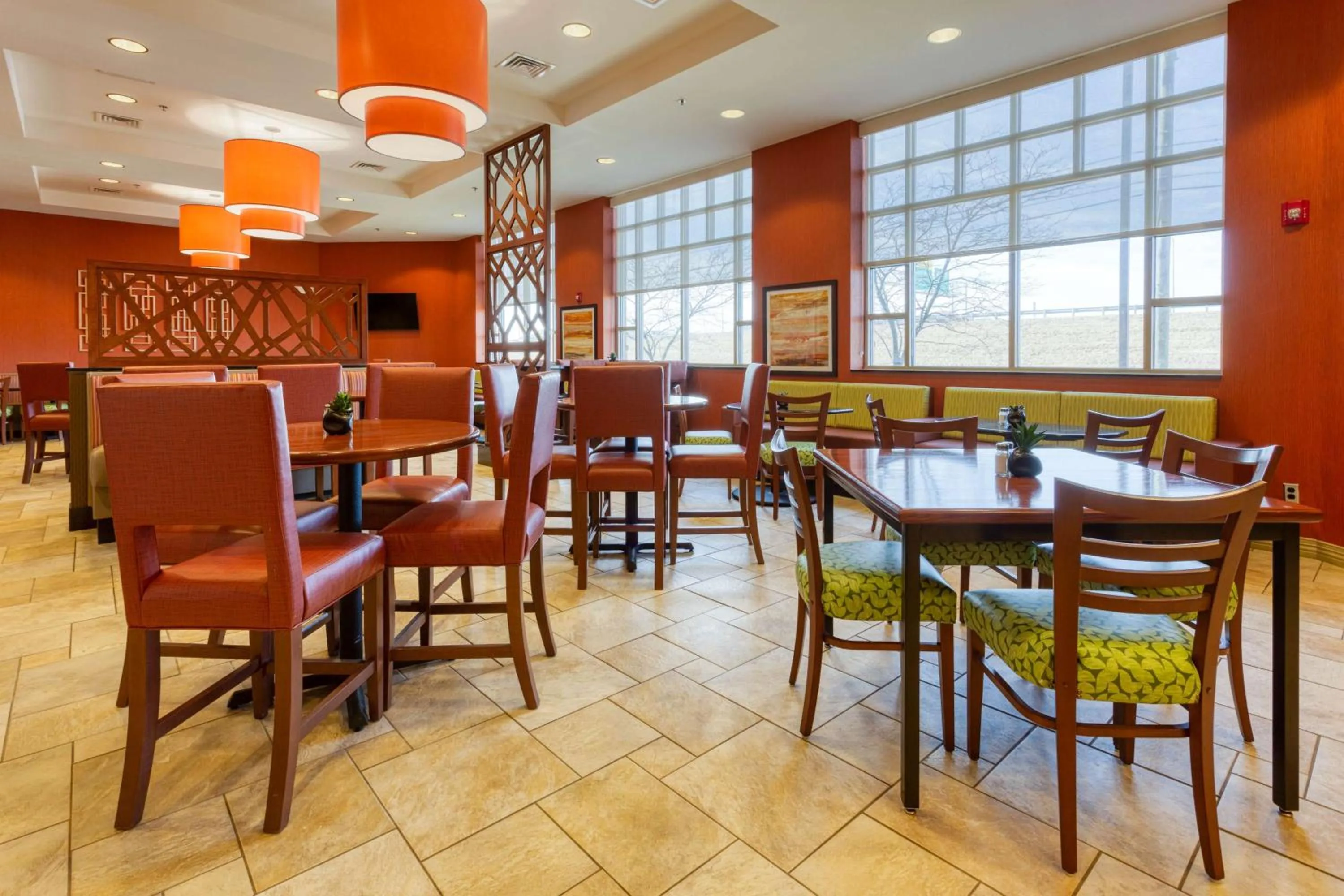 Restaurant/places to eat in Drury Inn & Suites Indianapolis Northeast