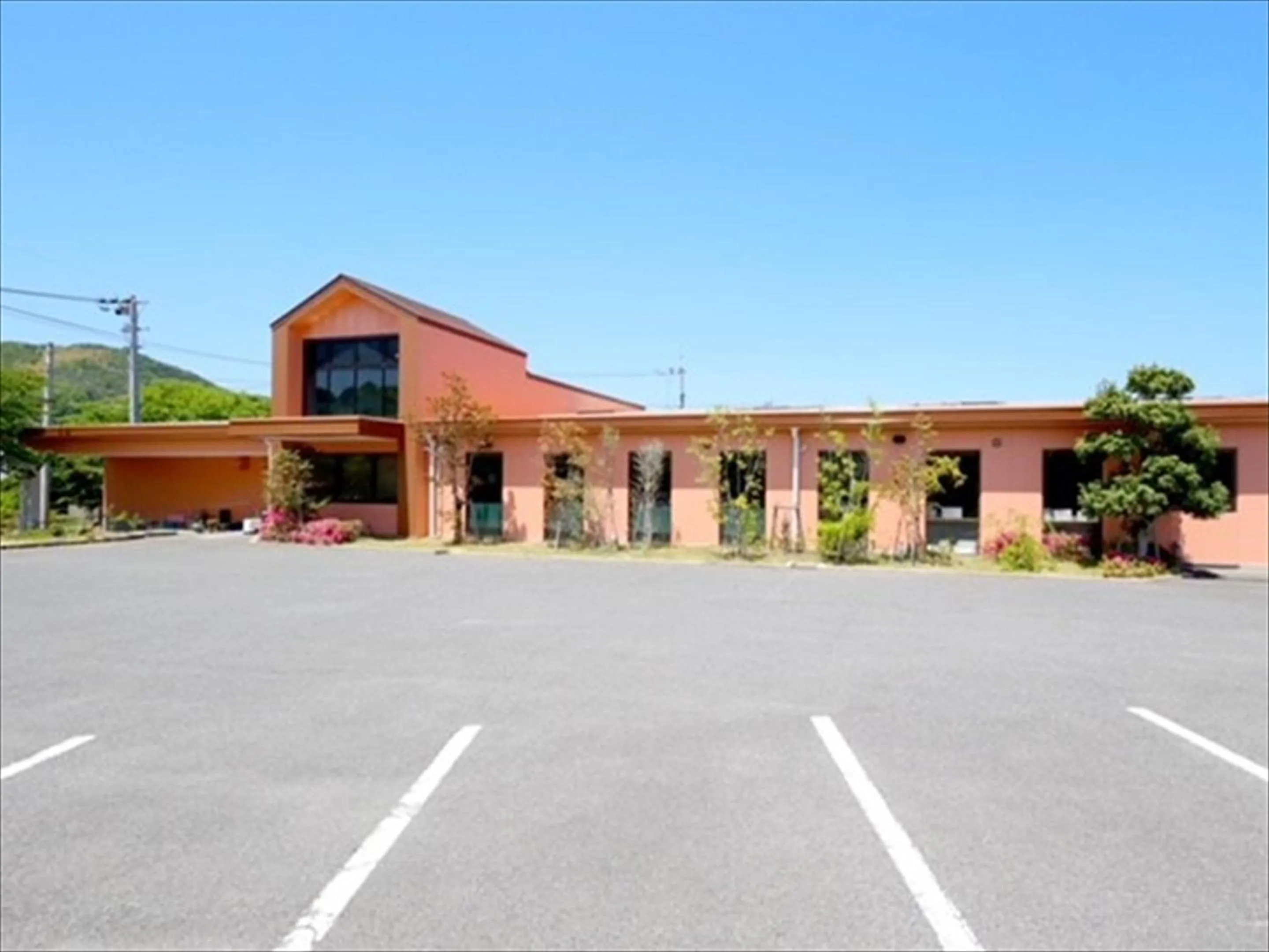 Property building in I-Link Hostel & Cafe Shimanami