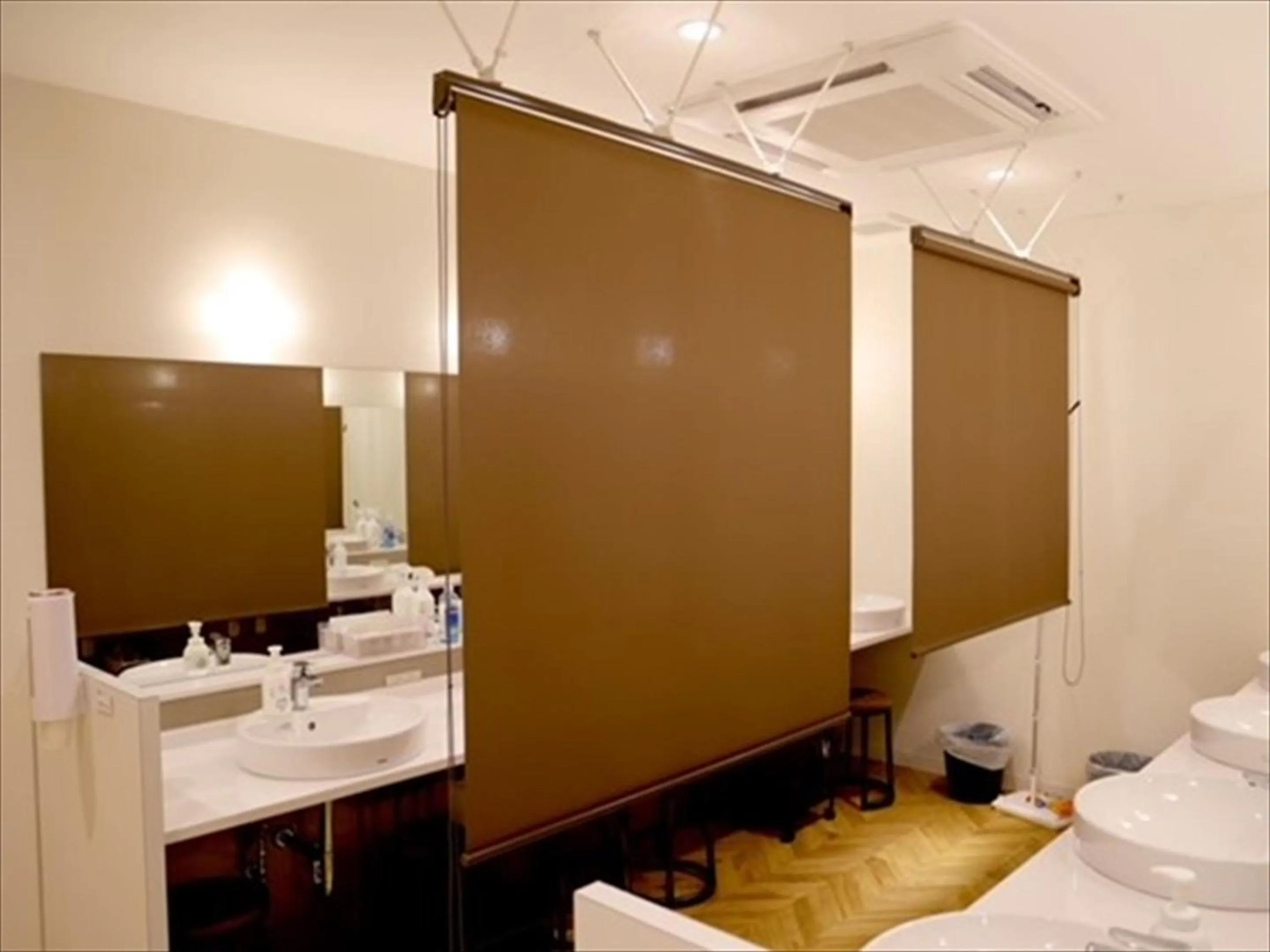 Area and facilities in I-Link Hostel & Cafe Shimanami