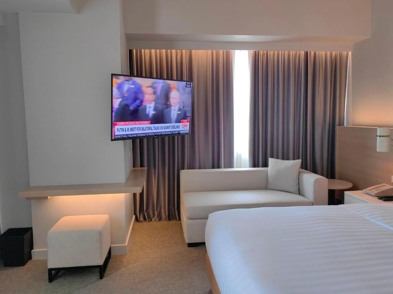 Bed in Brittany Hotel BGC