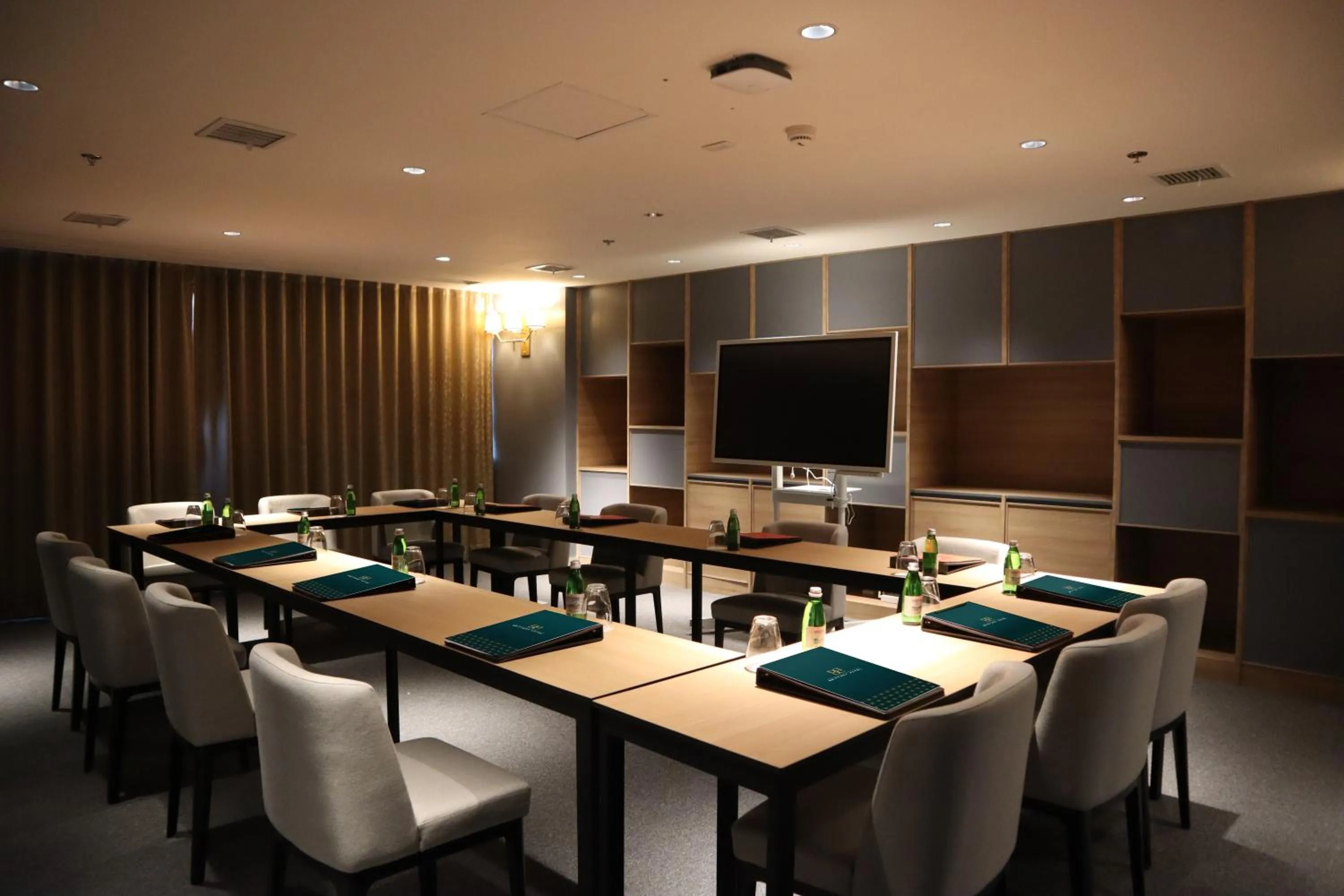 Meeting/conference room in Brittany Hotel BGC