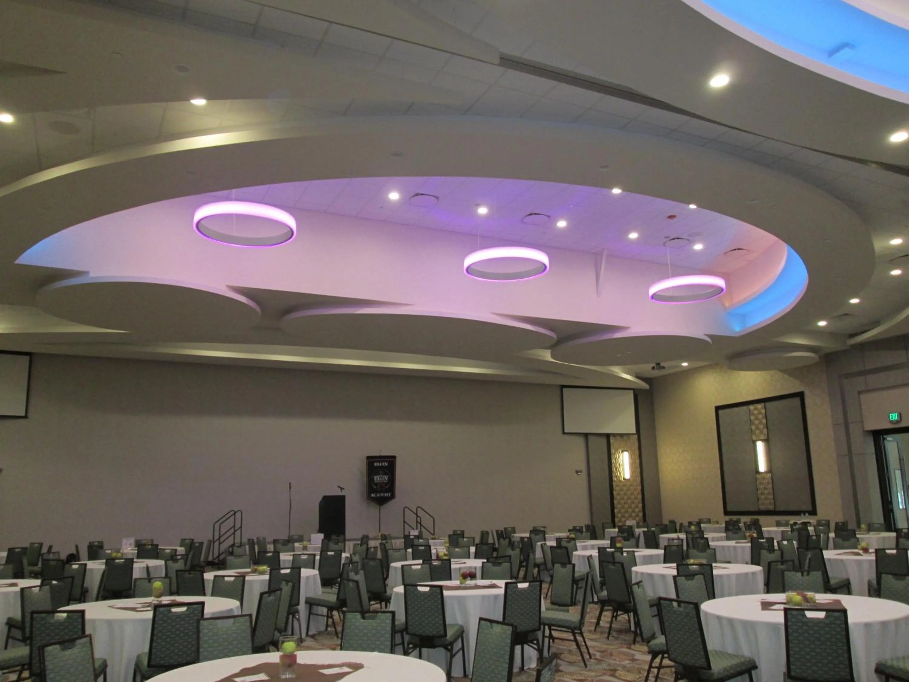 Meeting/conference room in Holiday Inn Express Hotel & Suites Chicago West Roselle by IHG