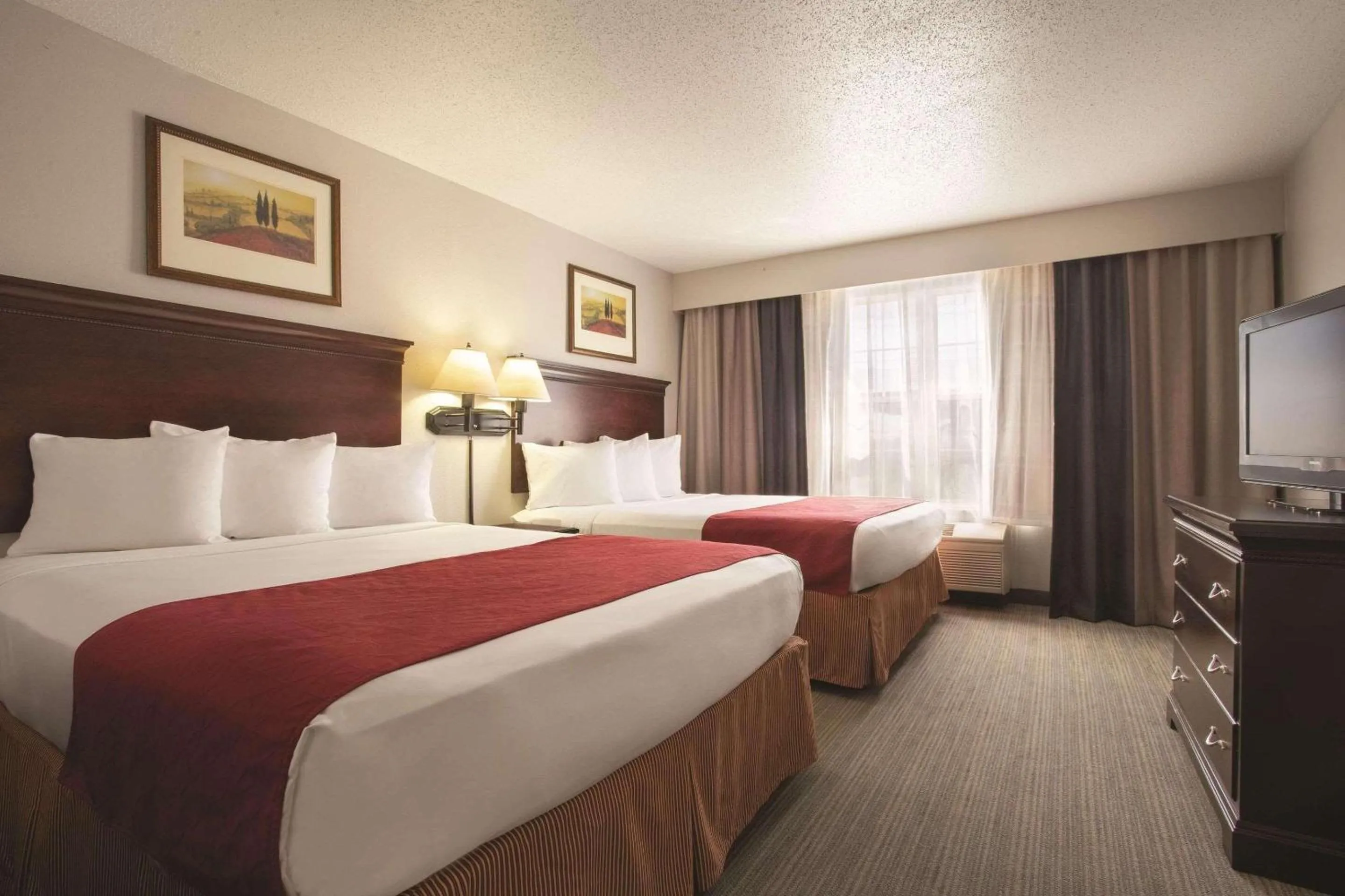 Bedroom, Bed in Country Inn & Suites by Radisson, Moline Airport