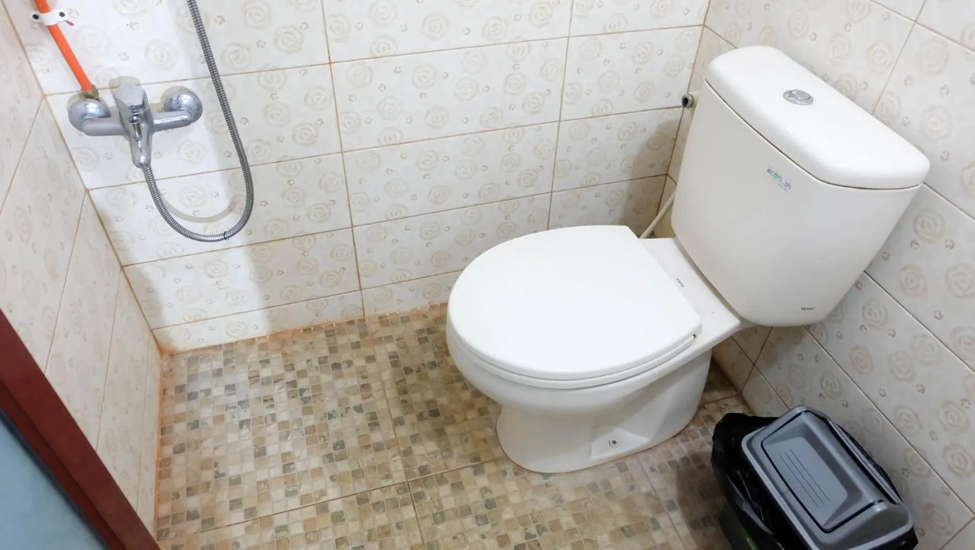 Bathroom in Homestay Jogja Jakal 3 Dekat UGM by Simply Homy