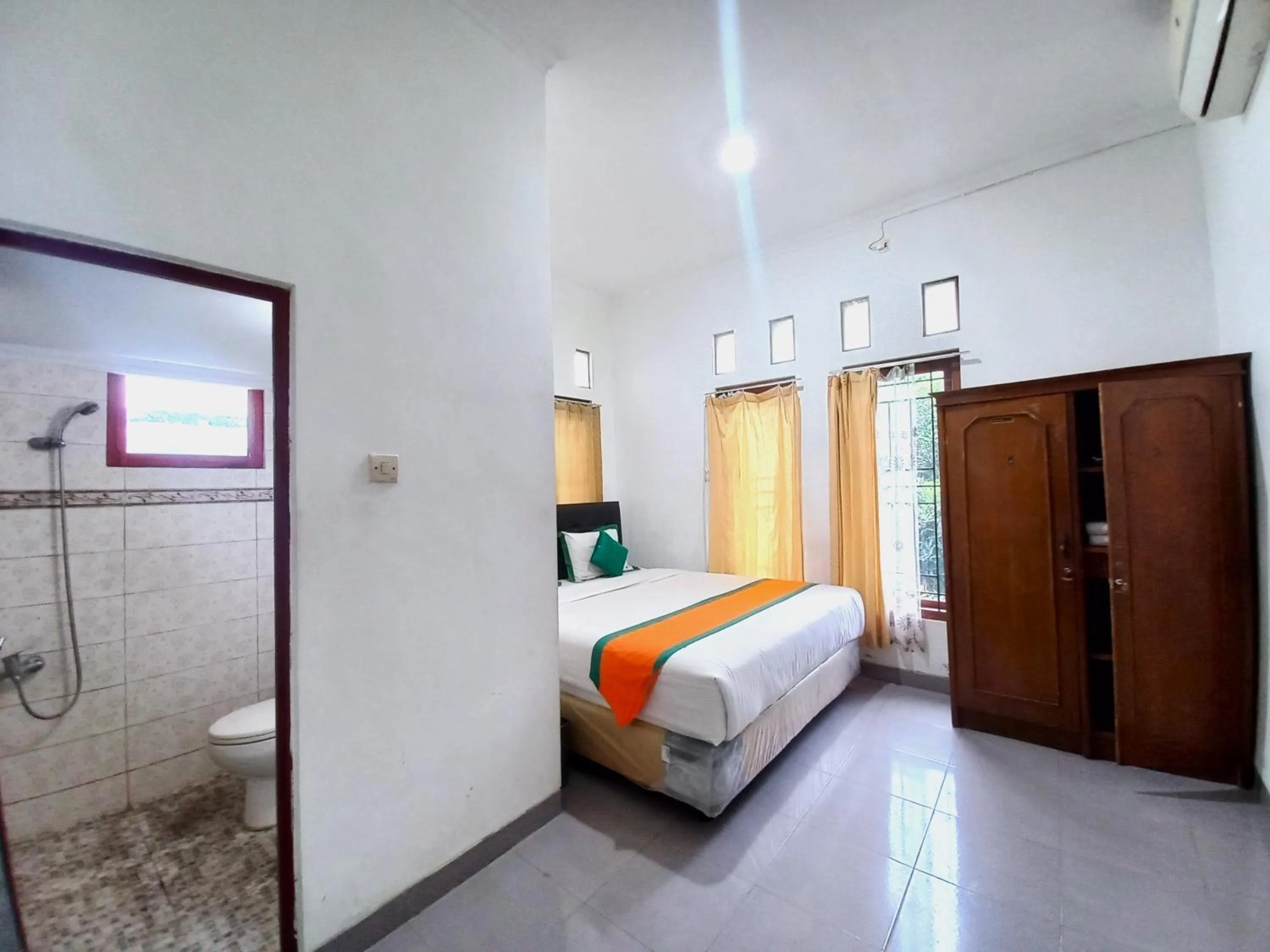 Bedroom, Bed in Homestay Jogja Jakal 3 Dekat UGM by Simply Homy