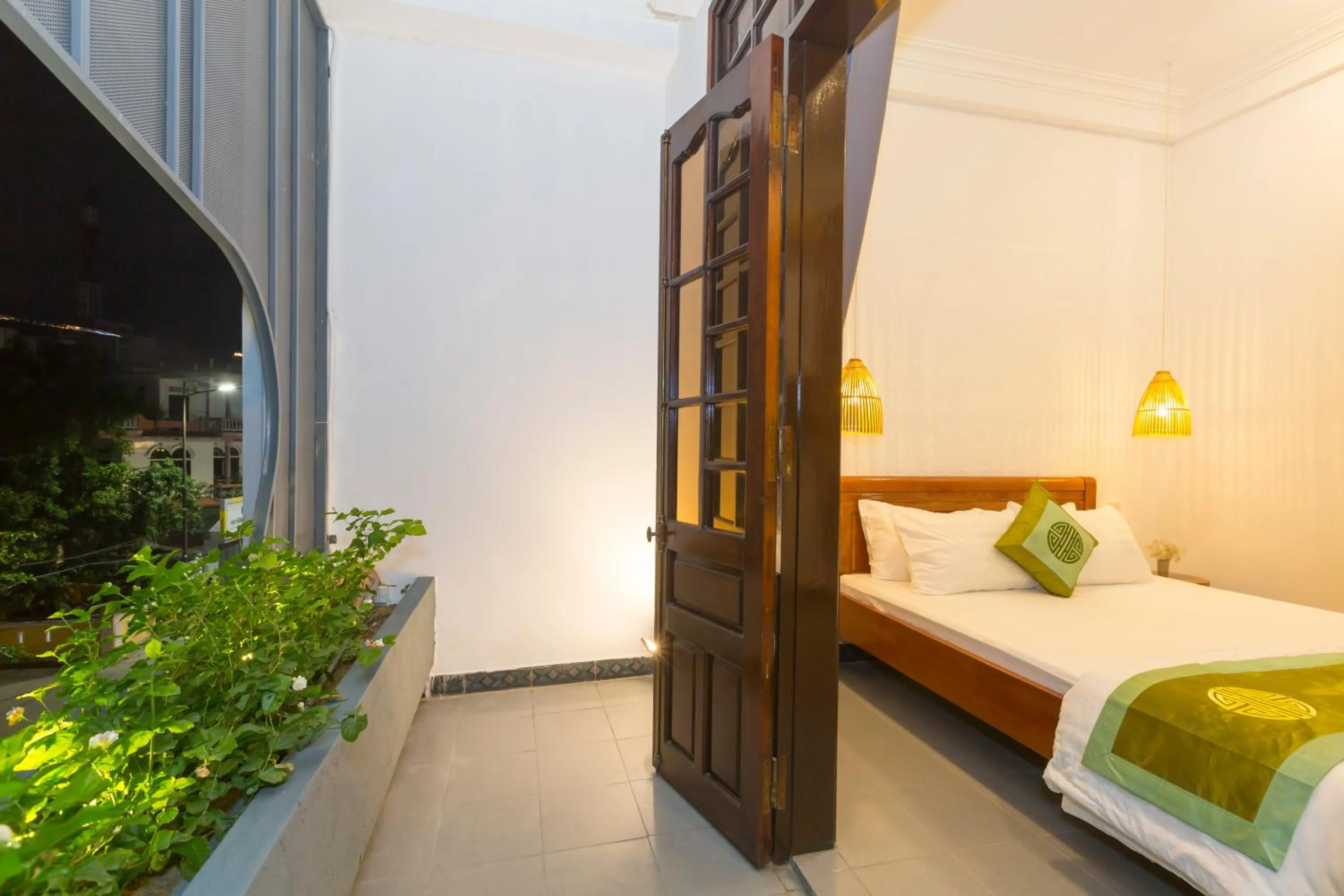 Bed in Purple Hue Central Hub