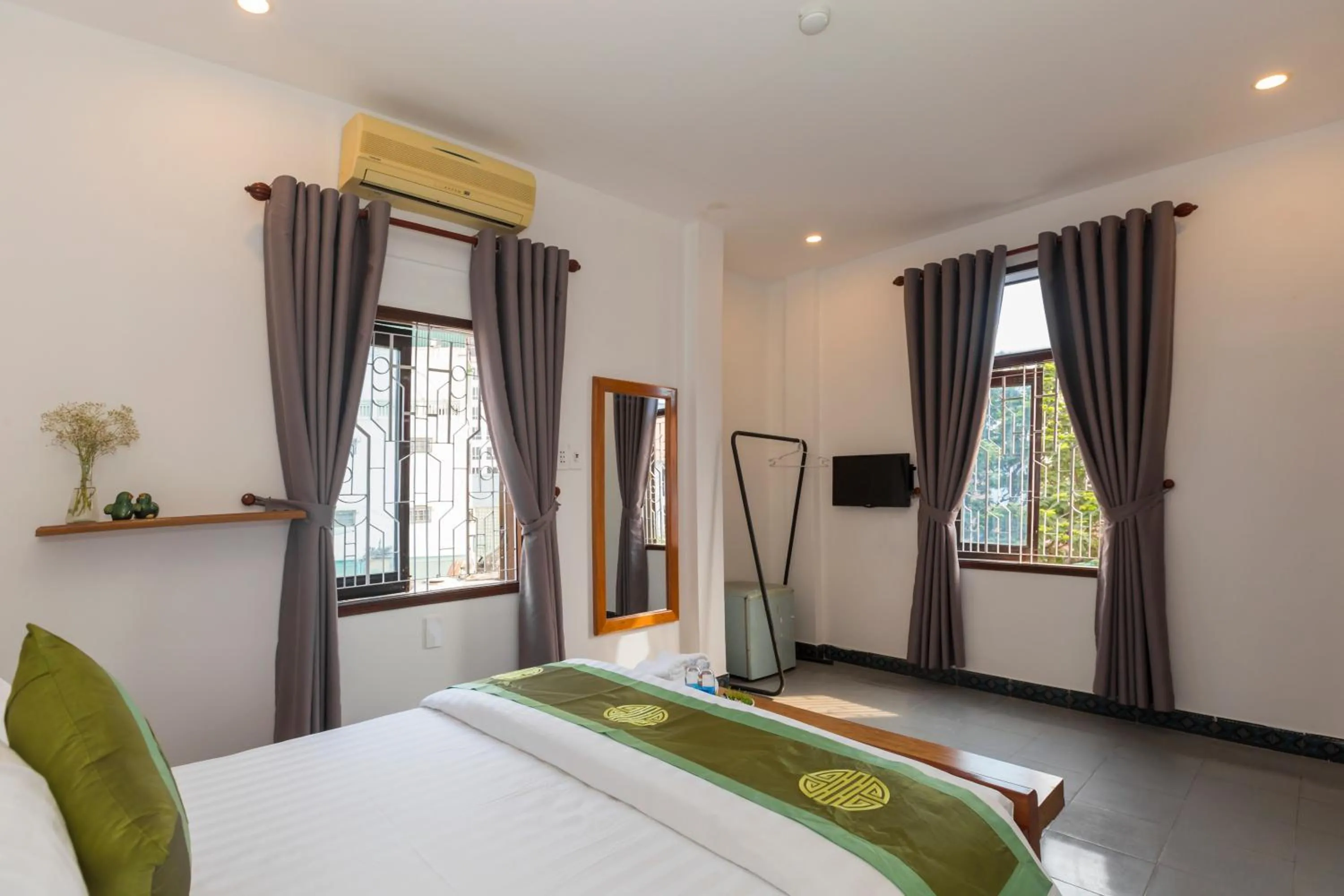 Bed in Purple Hue Central Hub