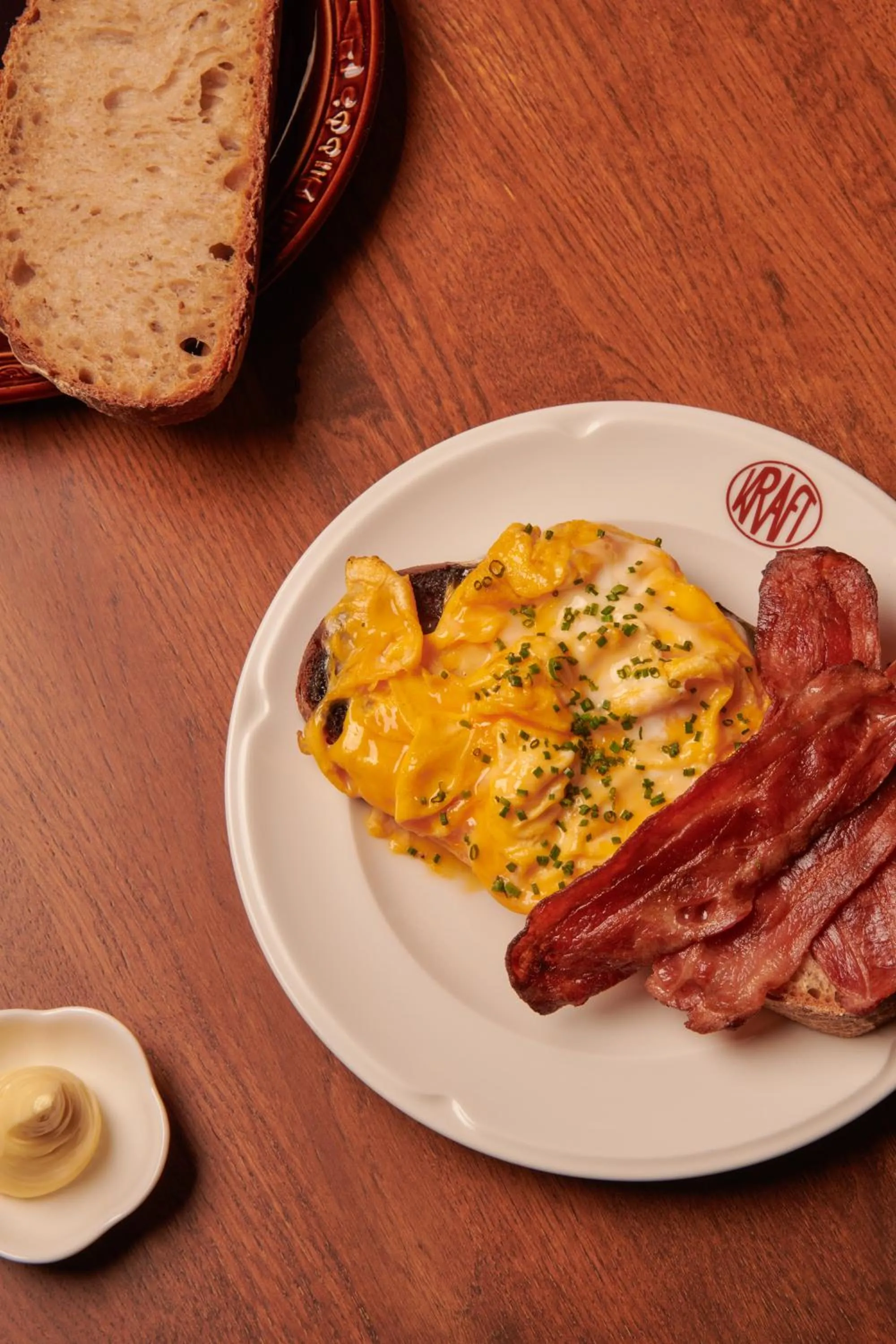 Food close-up in Kraft Hotel