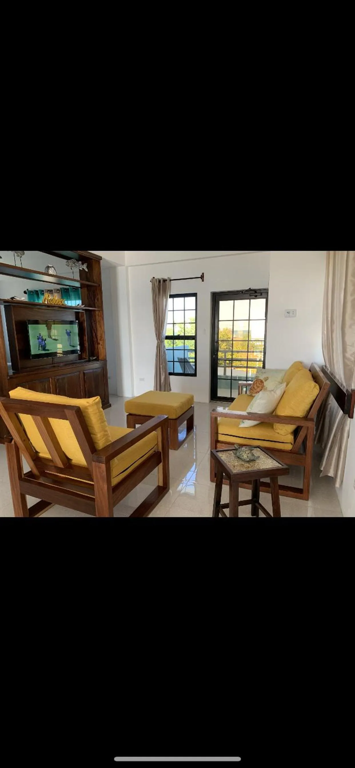 Living room in Bay Towers