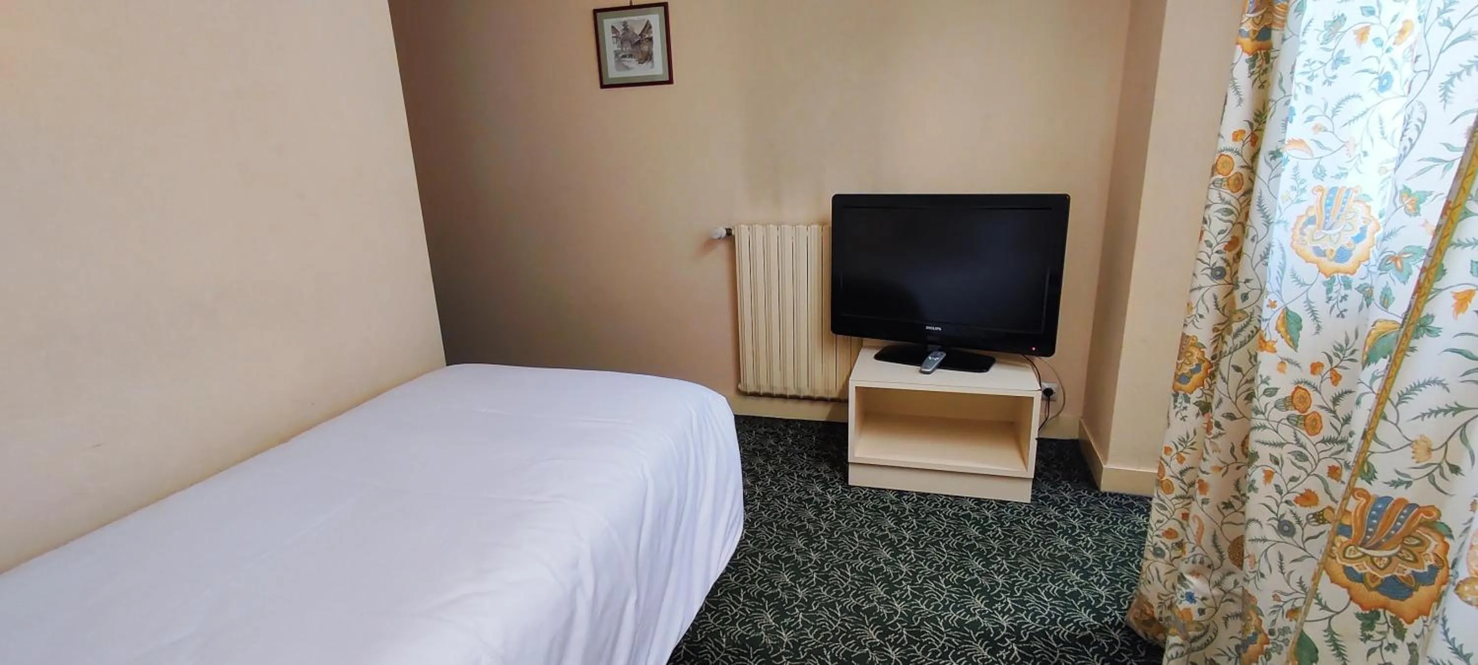 Bed in Grand Hôtel du Havre