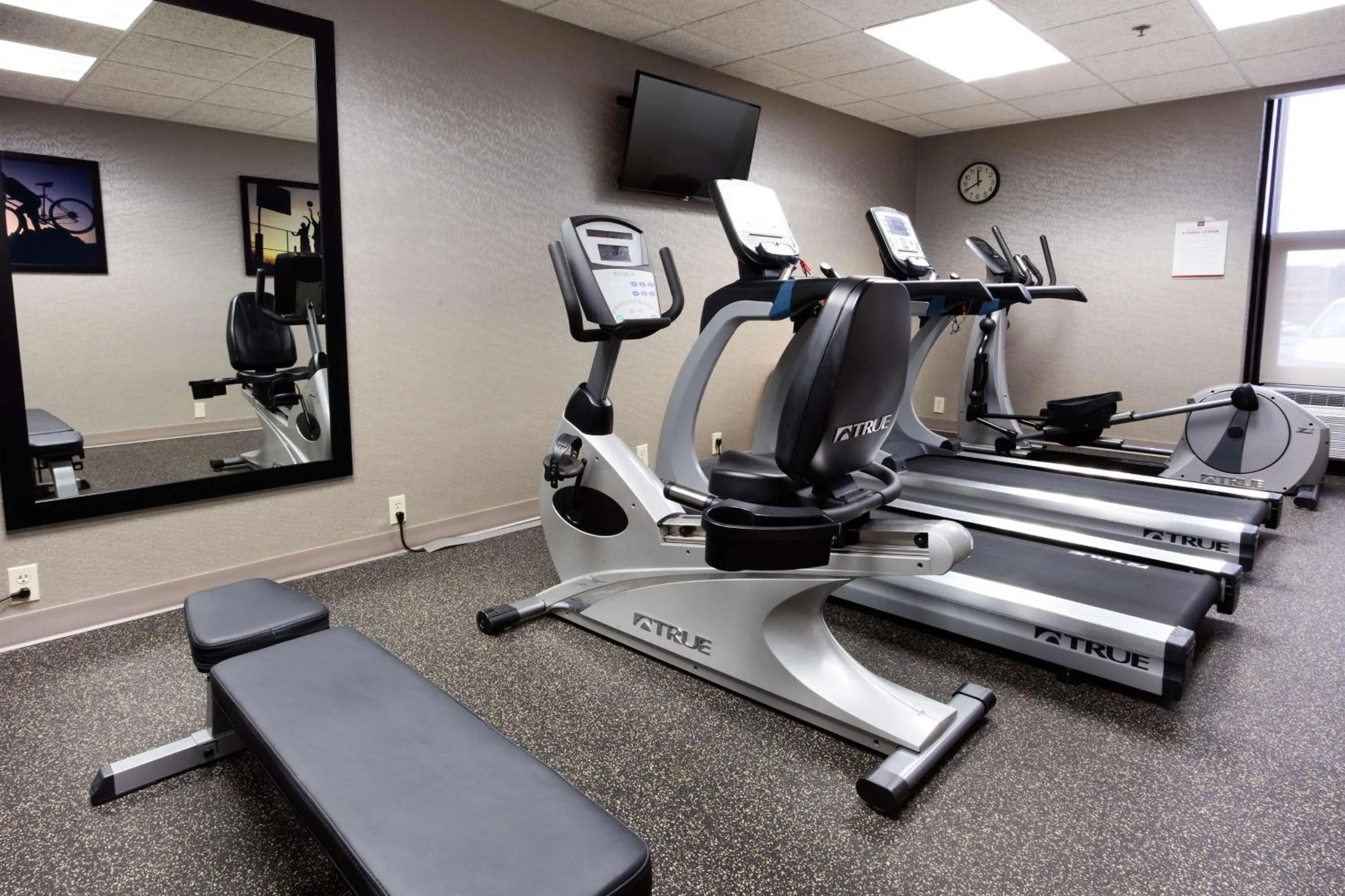Activities in Drury Inn & Suites Kansas City Airport