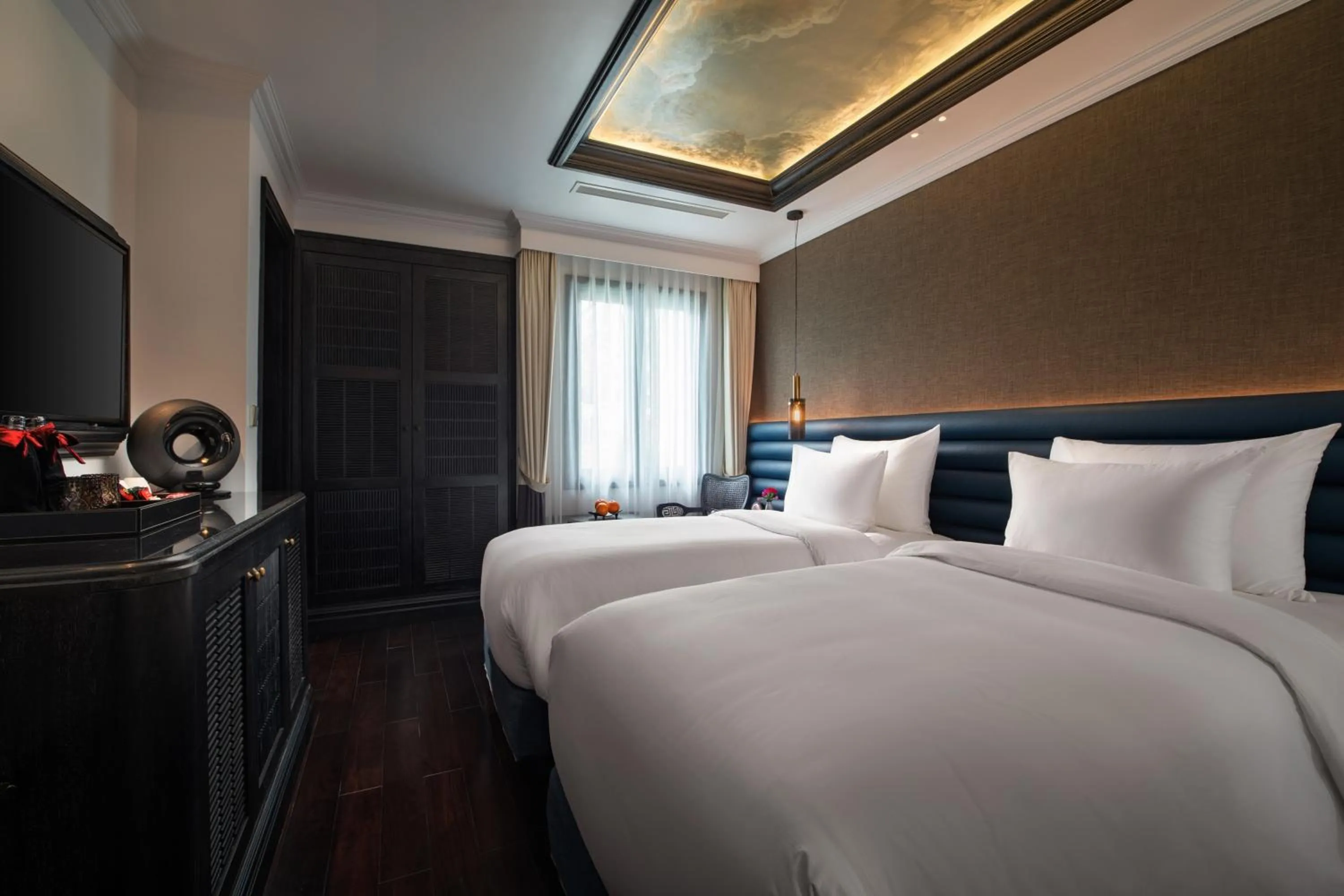 TV and multimedia, Bed in La Sinfonía del Rey Hotel & Spa