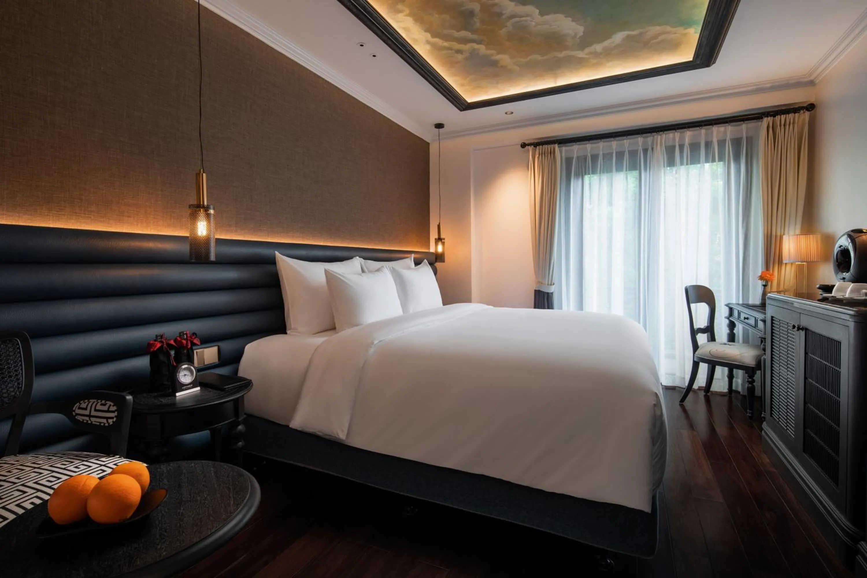 Bed in La Sinfonía del Rey Hotel & Spa