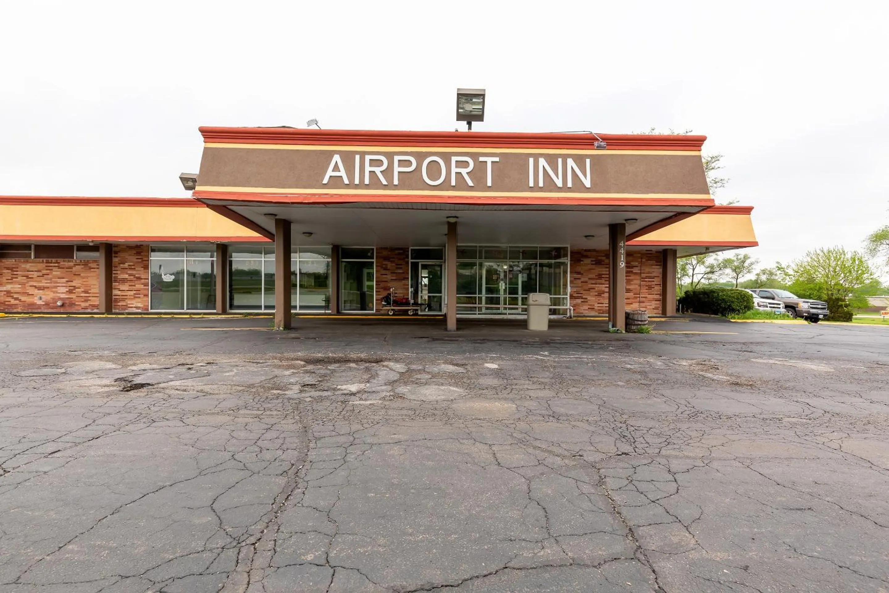 Facade/entrance in Americas Best Value Inn Rockford