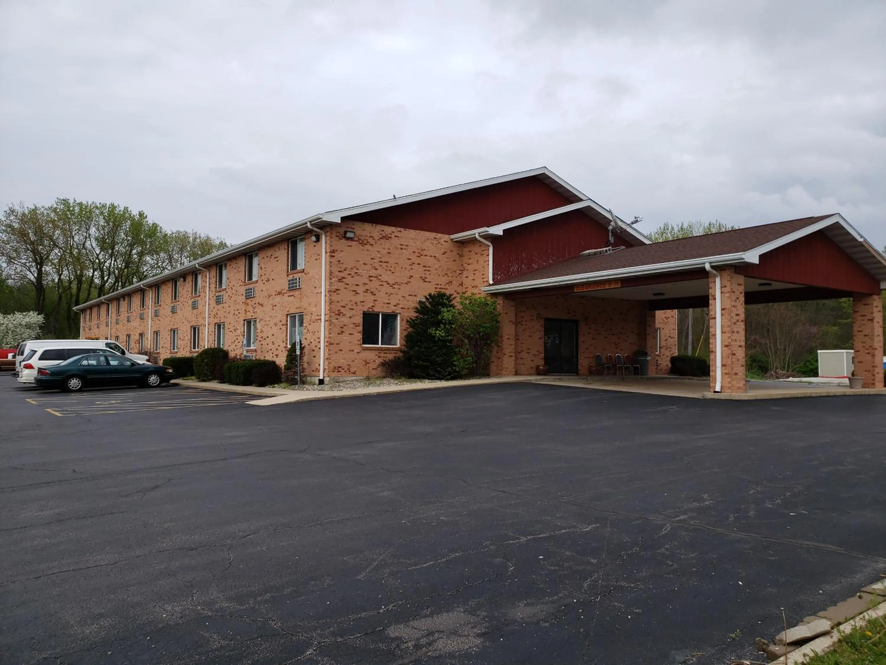 Property building in Super 8 by Wyndham Watseka