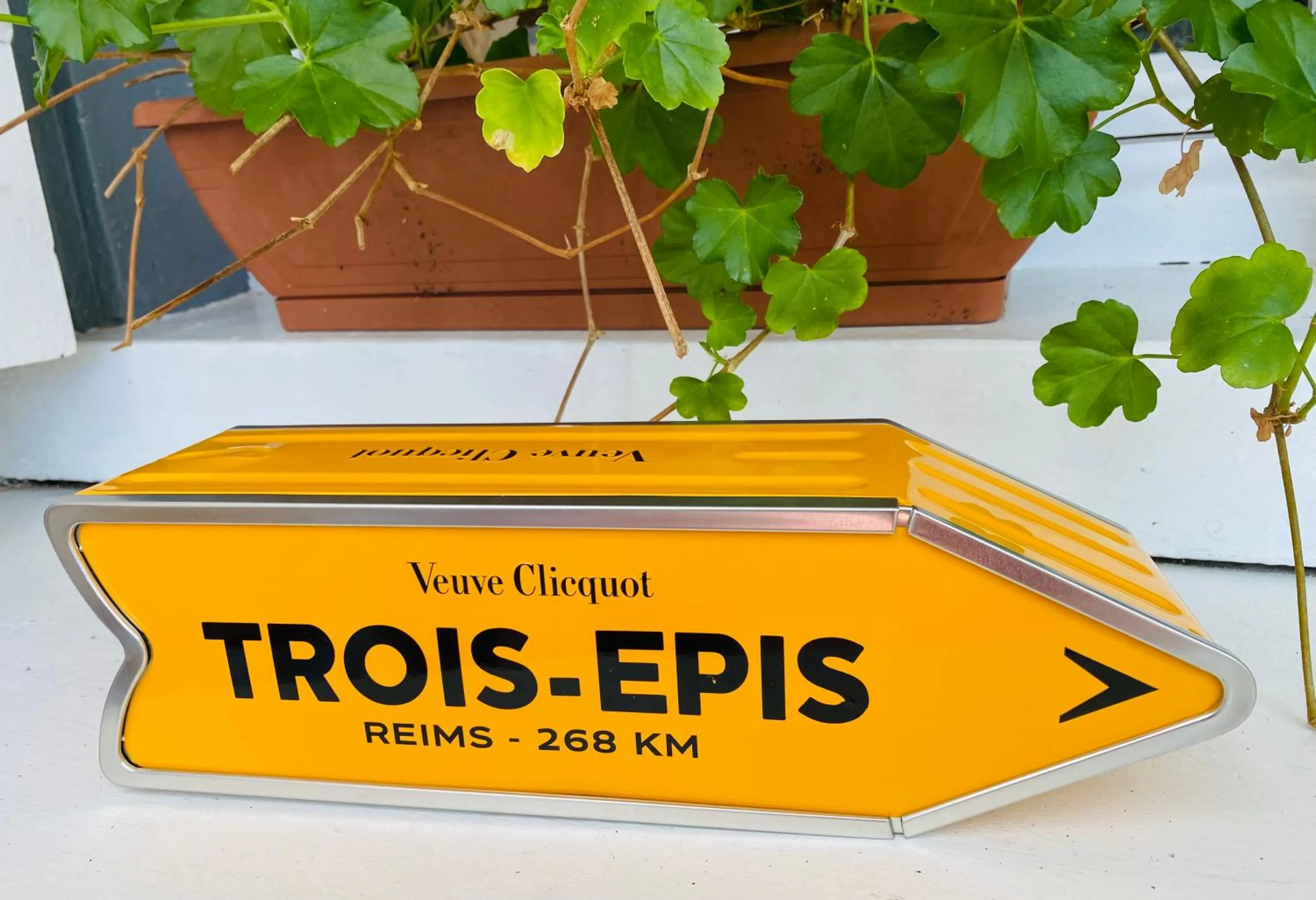 Property building in Les Iris Chambres d’hôte