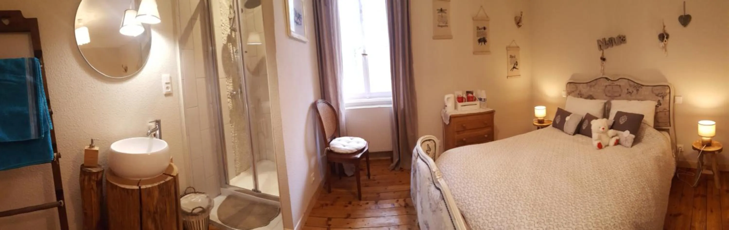 Photo of the whole room, Bed in Les Iris Chambres d’hôte