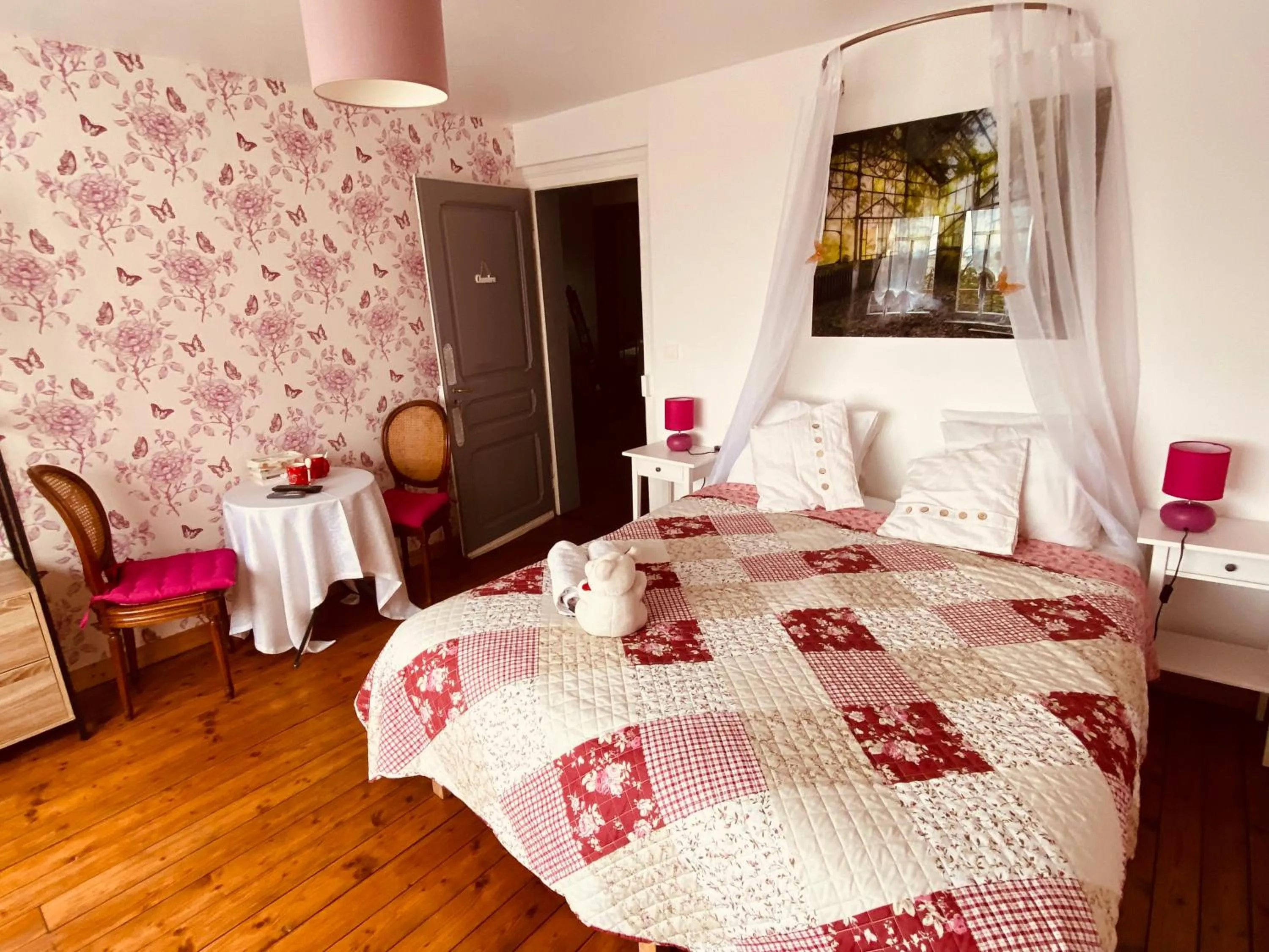 Bed in Les Iris Chambres d’hôte