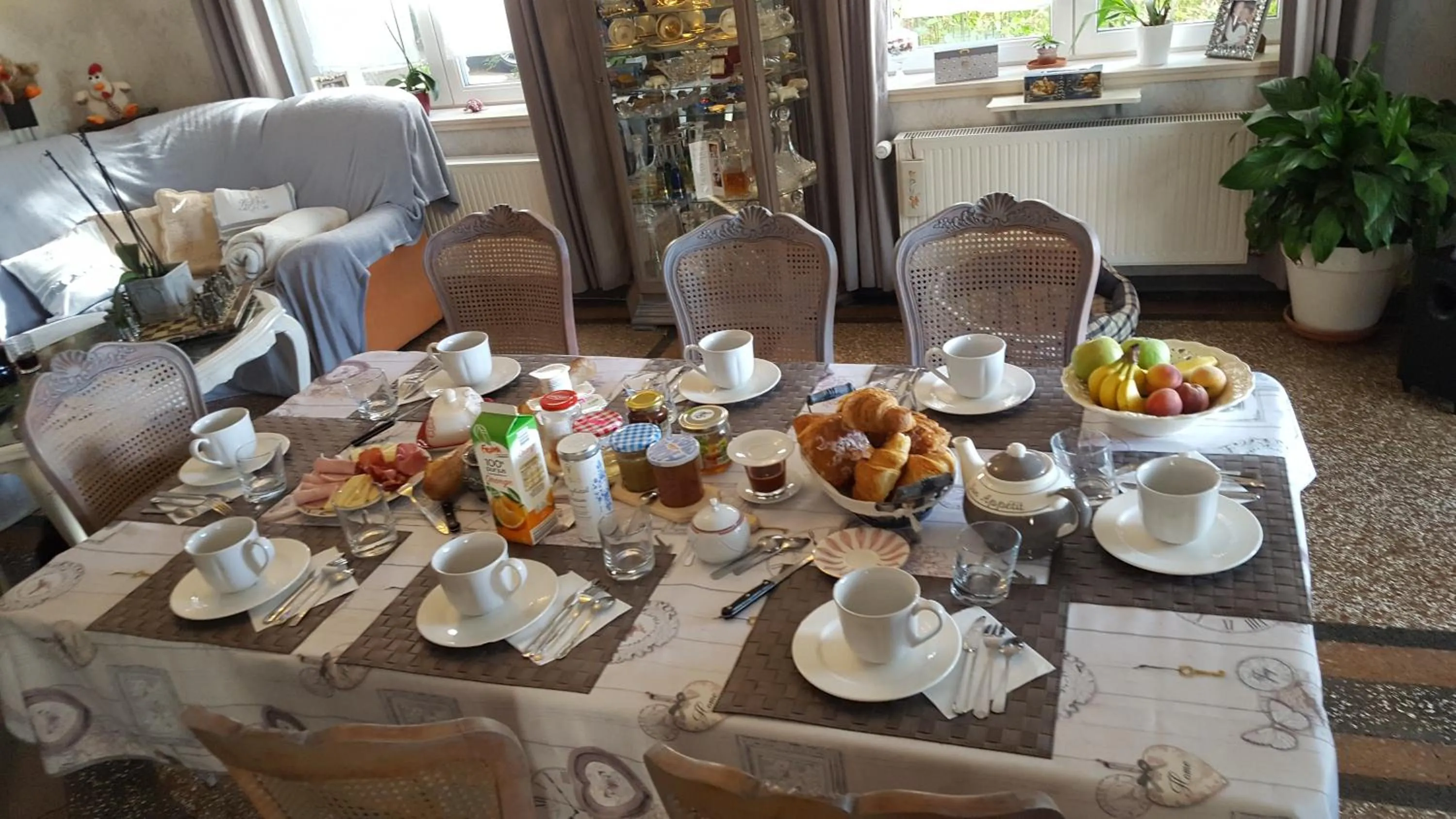 Food and drinks in Les Iris Chambres d’hôte