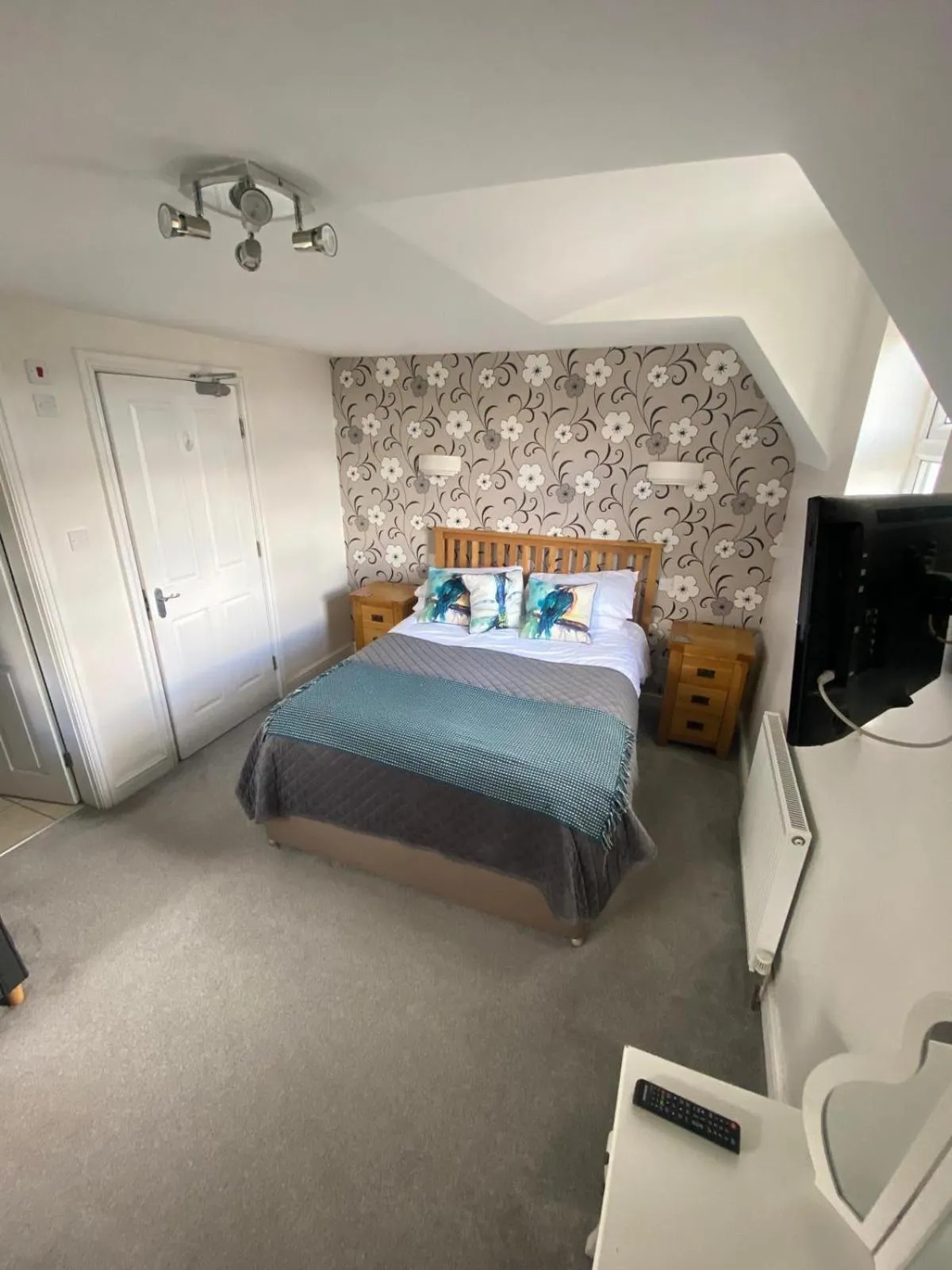 Bed in Claremont House Keswick