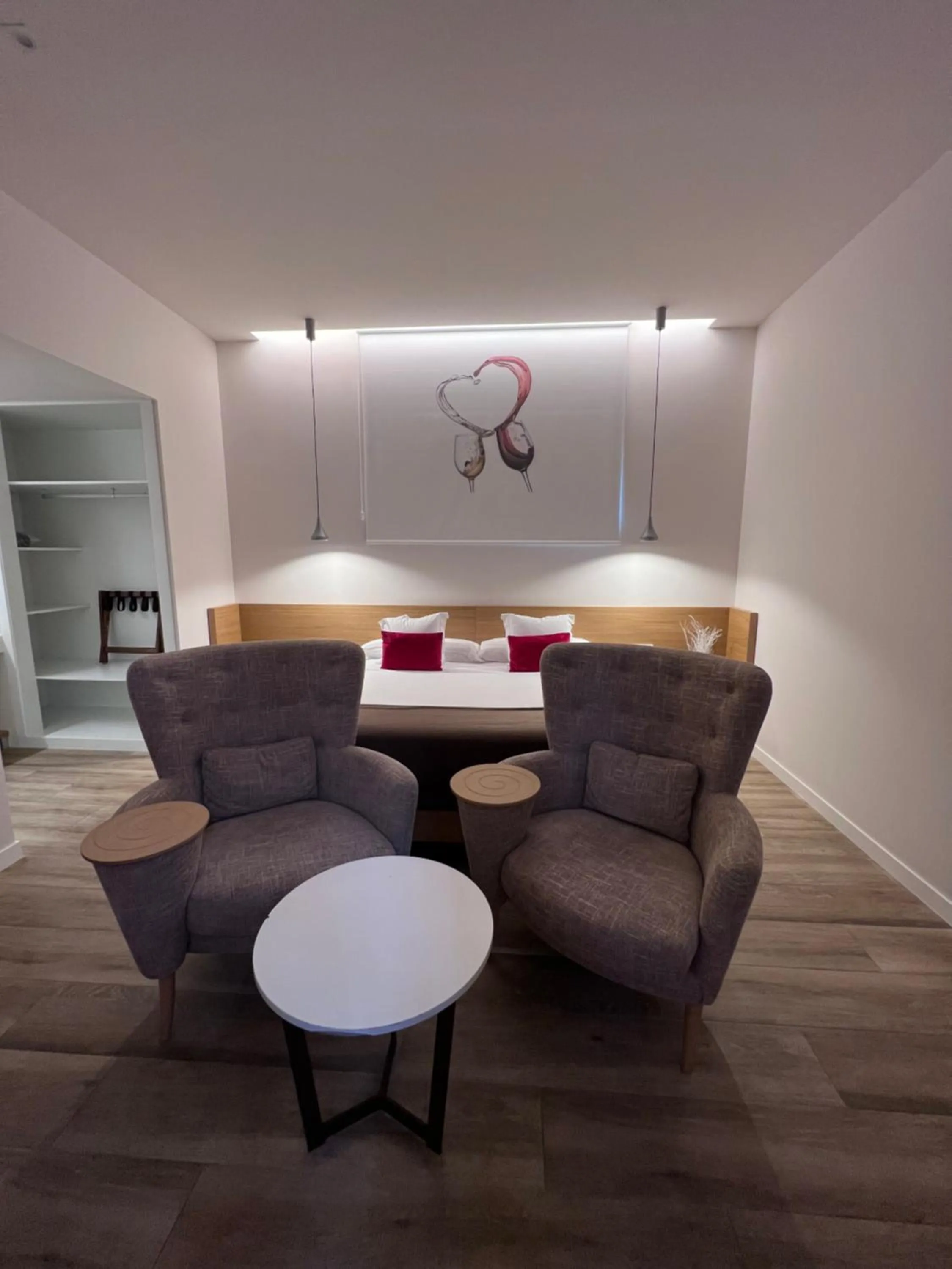 Photo of the whole room in Hotel Nande