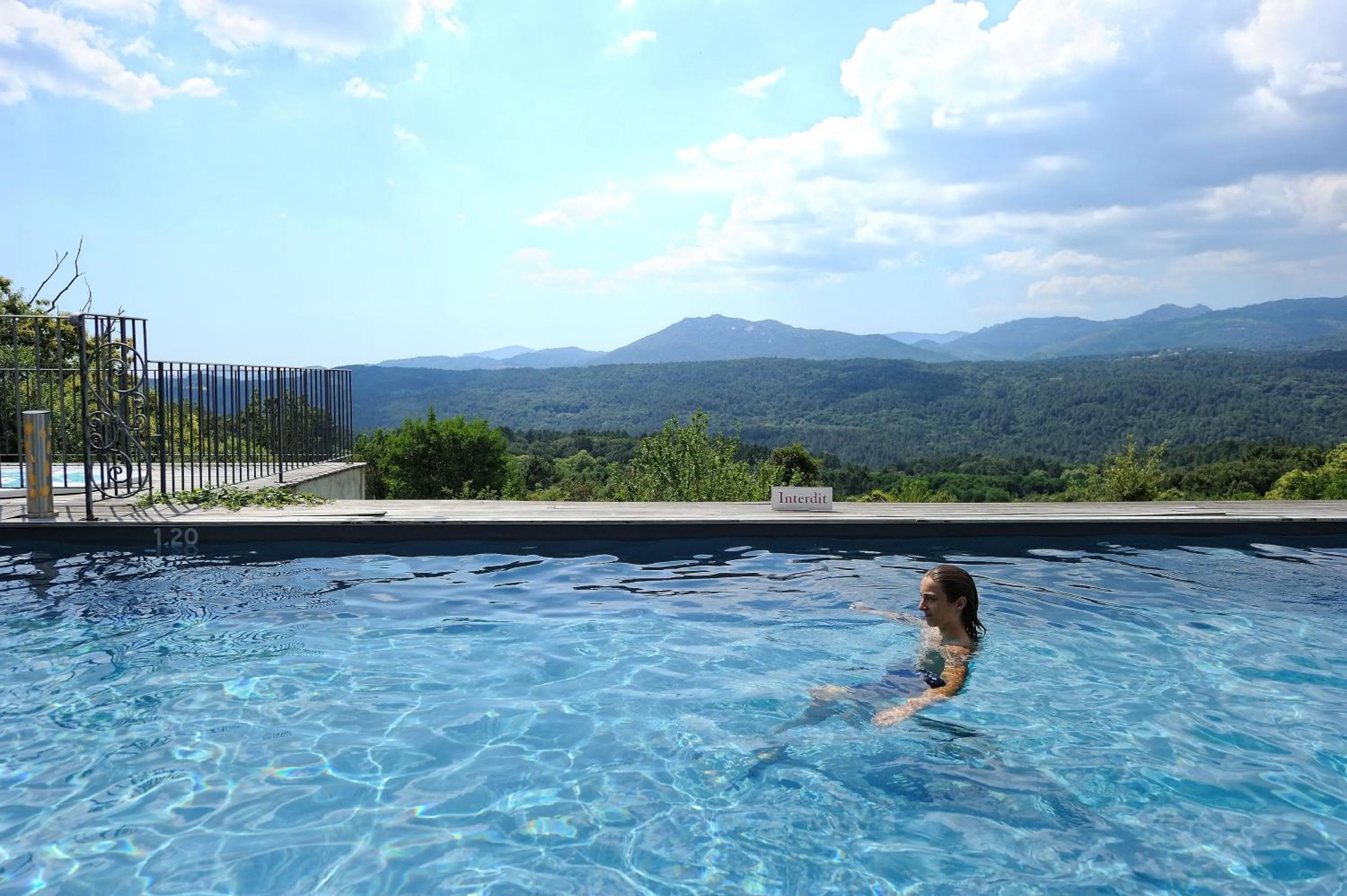 Swimming pool in A Fontana