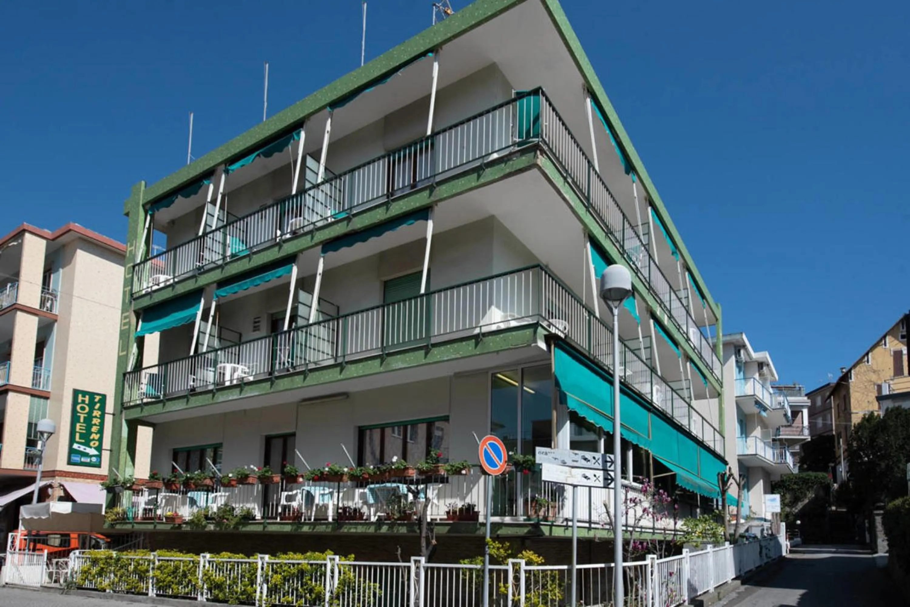 Hotel Tirreno