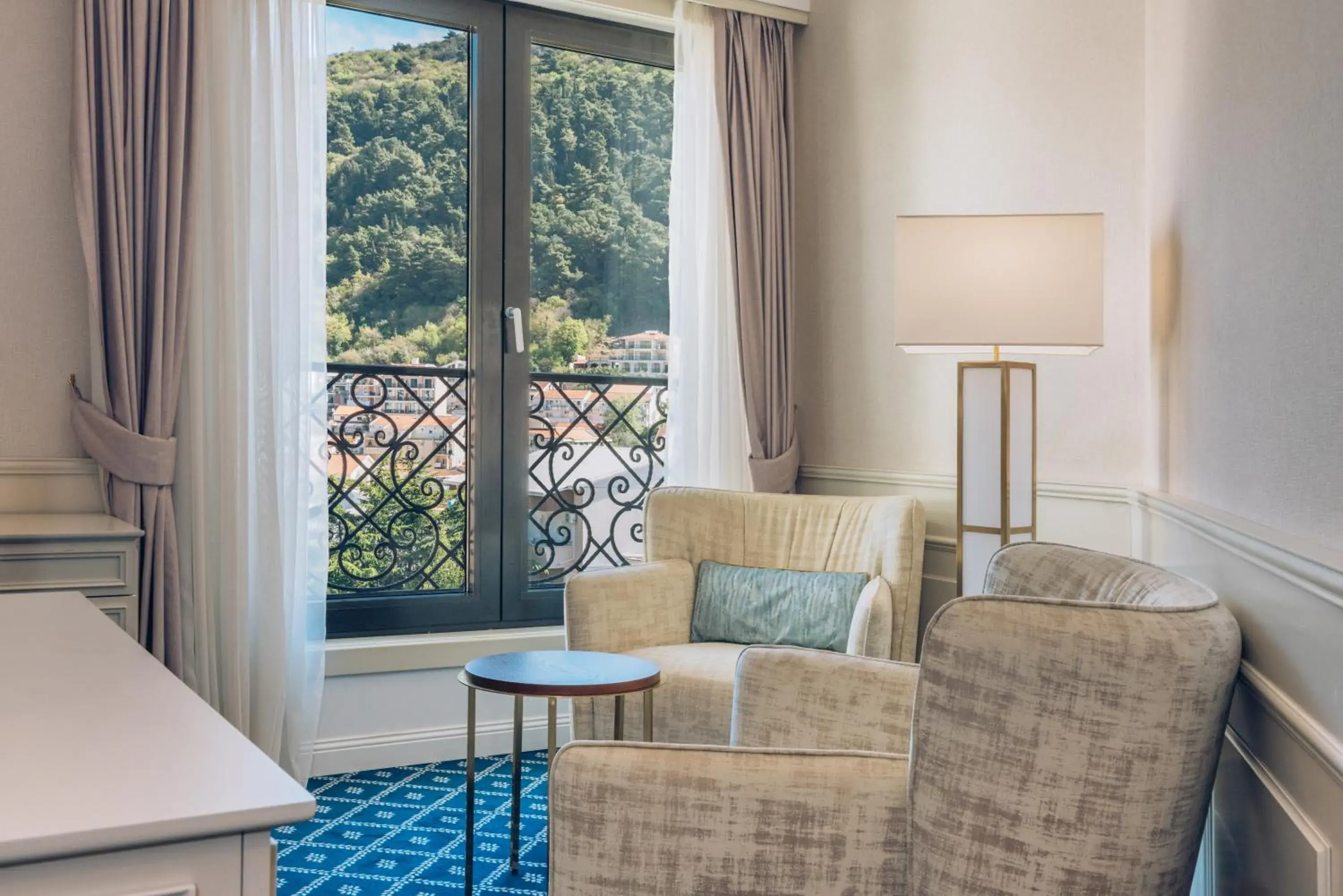 Double Room in Iberostar Waves Slavija Double Room in Iberostar Waves Slavija