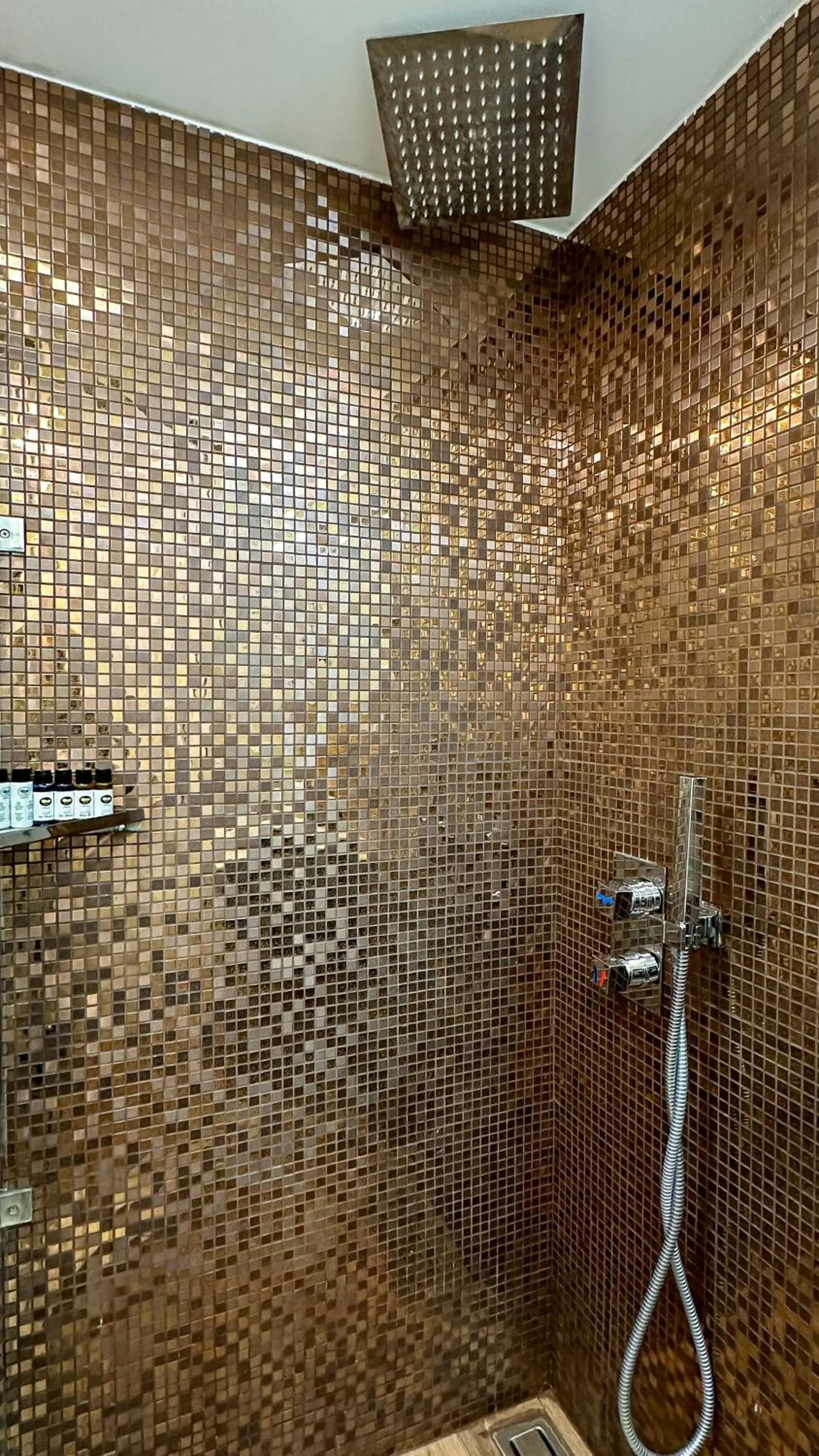 Property building in Silver 39 Corner Hotel