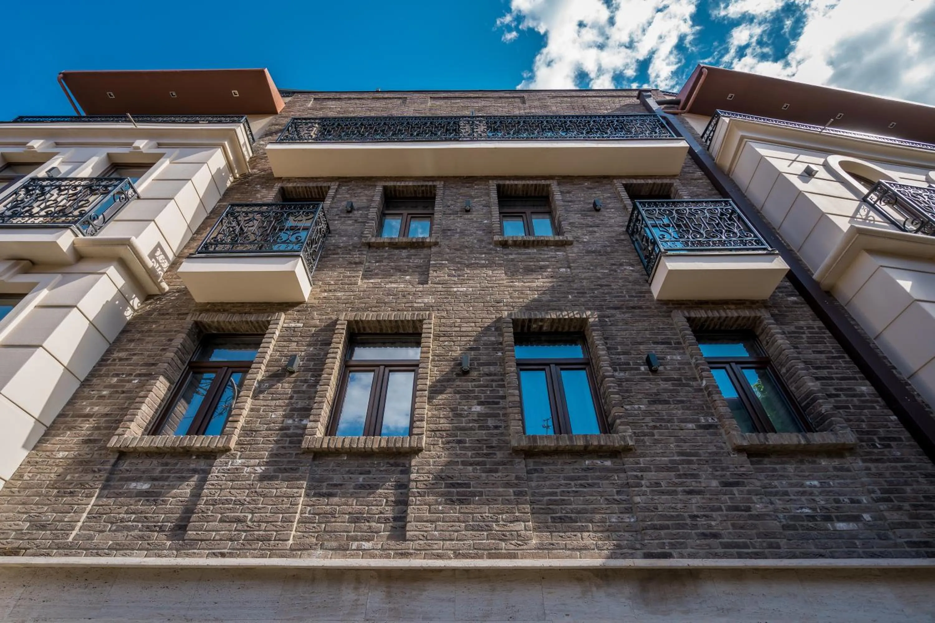 Property building in Silver 39 Corner Hotel