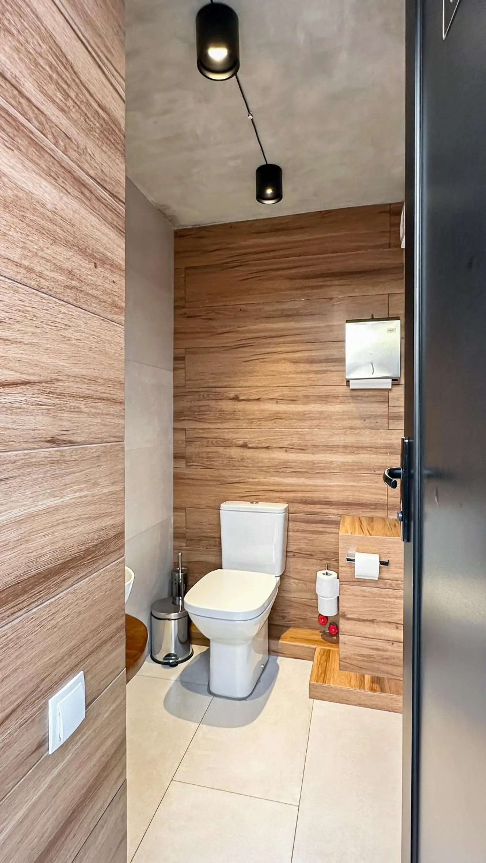 Property building in Silver 39 Corner Hotel