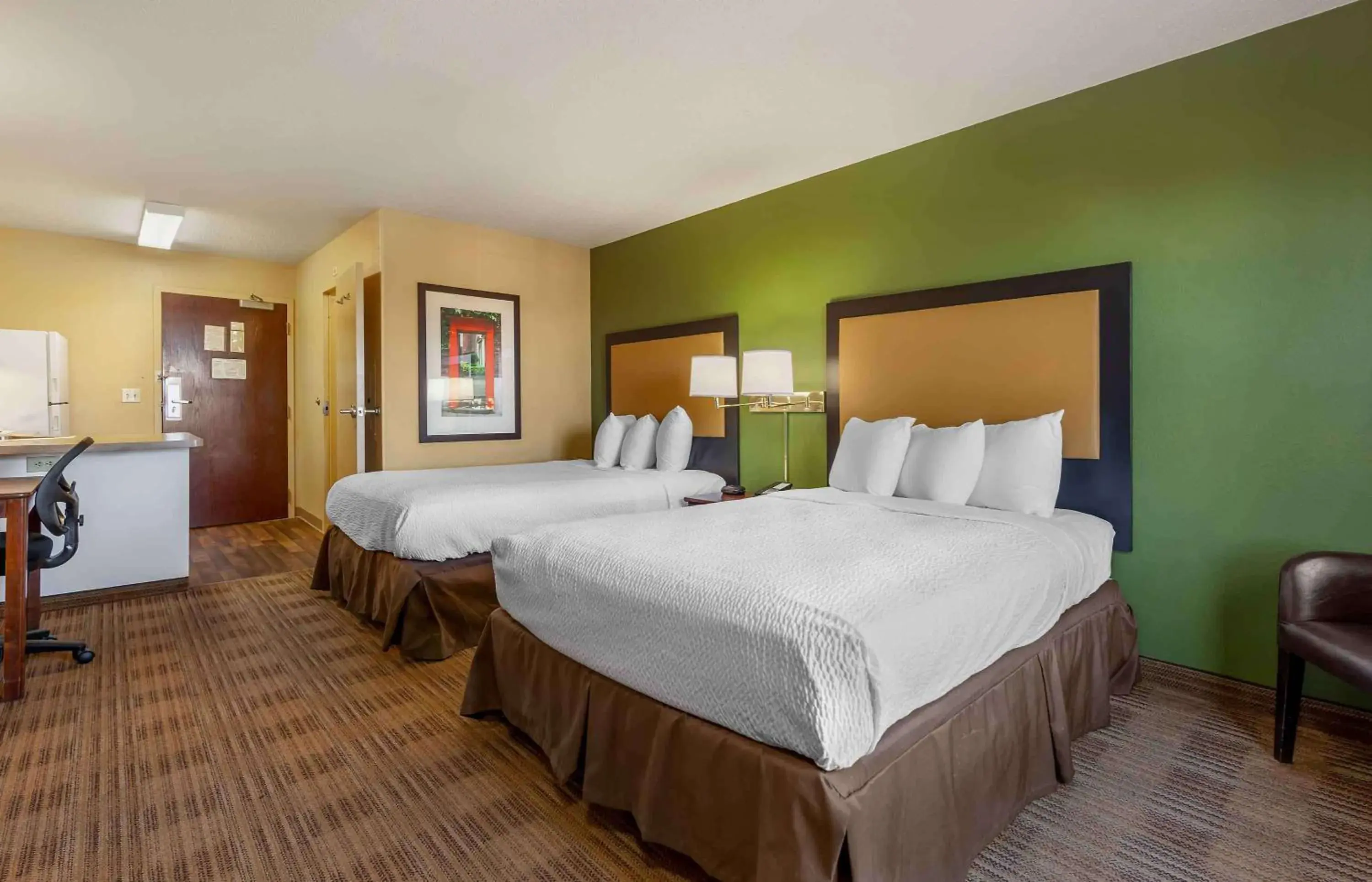 Studio with 2 Double Beds - Non-Smoking in Extended Stay America Suites - Madison - Junction Court Studio with 2 Double Beds - Non-Smoking in Extended Stay America Suites - Madison - Junction Court