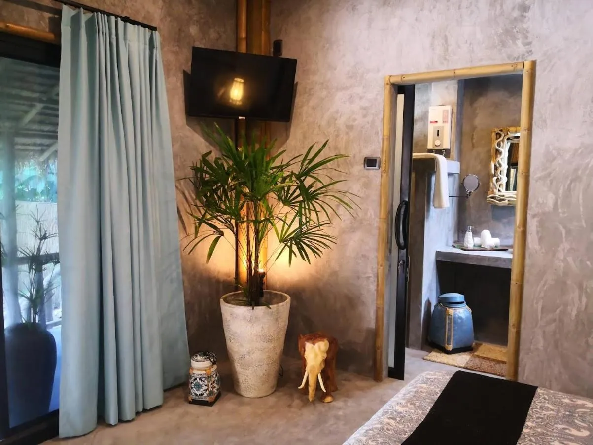 TV and multimedia in The Lazy Lodge