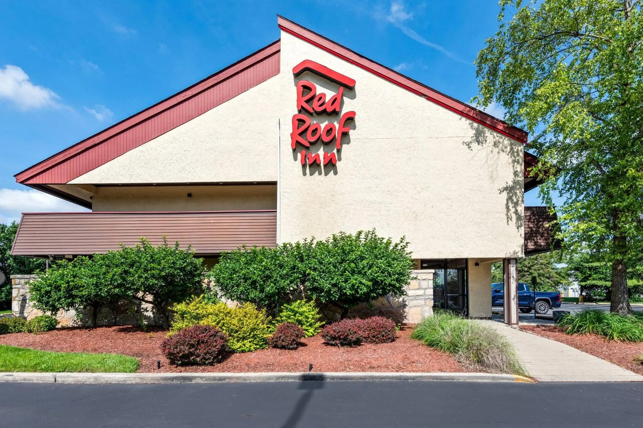 Property building in Red Roof Inn Indianapolis North - College Park