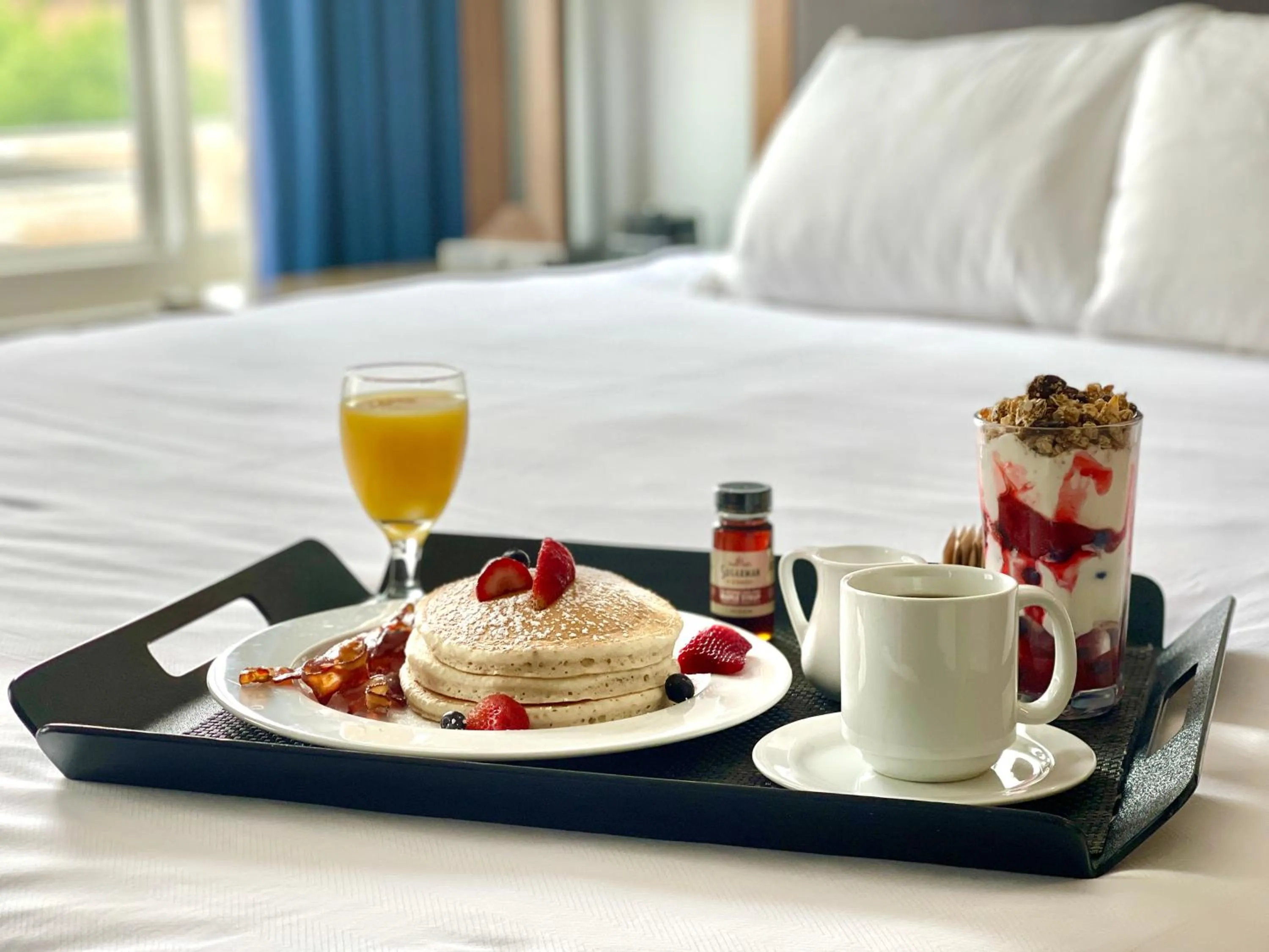 Breakfast, Bed in Hyatt Regency Wichita