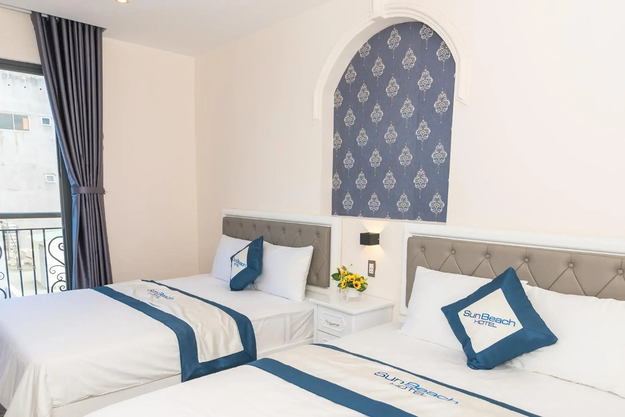 Deluxe Twin Room with Balcony in Sun Beach Hotel Deluxe Twin Room with Balcony in Sun Beach Hotel