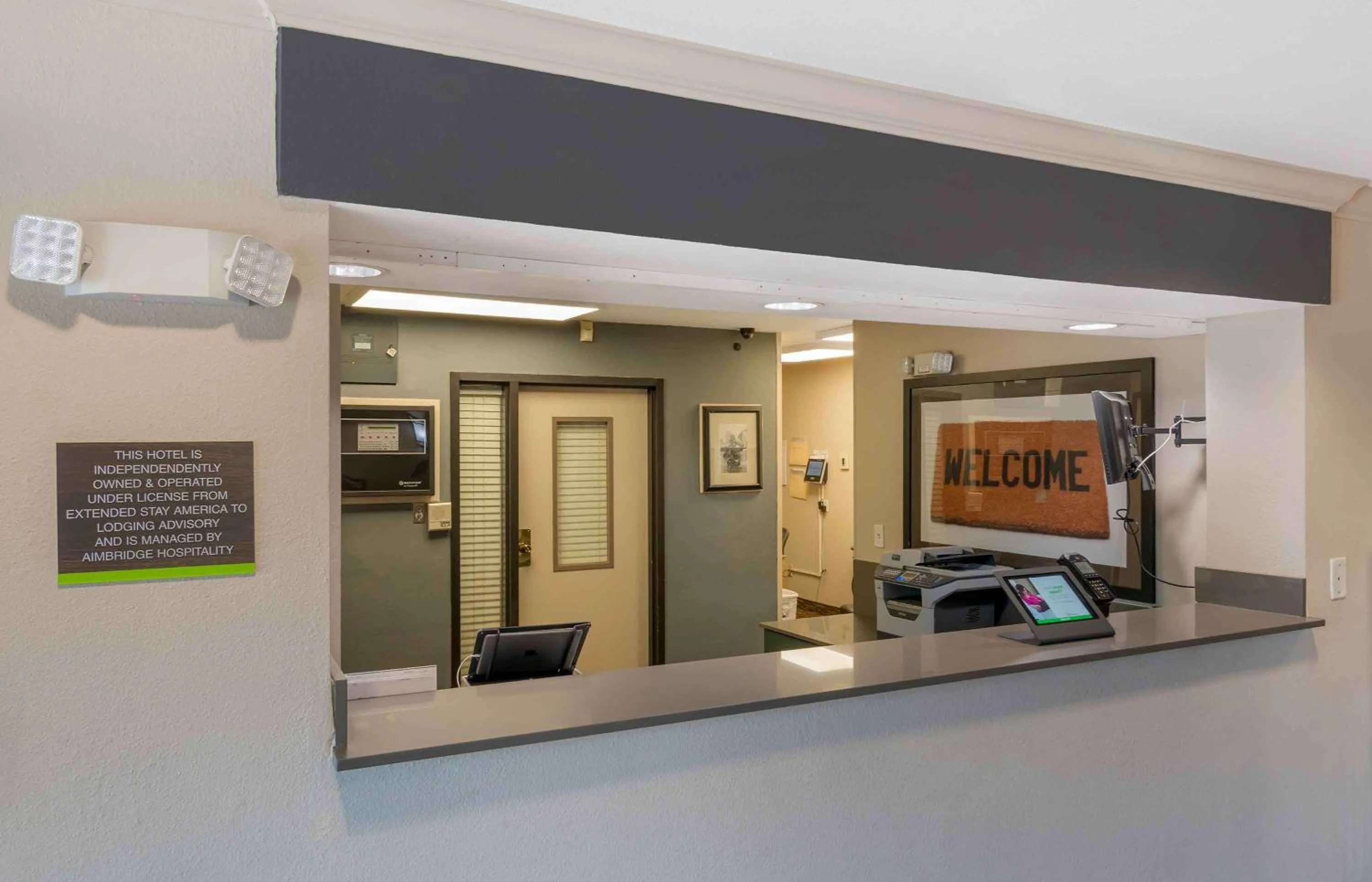 Lobby or reception in Extended Stay America Suites - Kansas City - Country Club Plaza