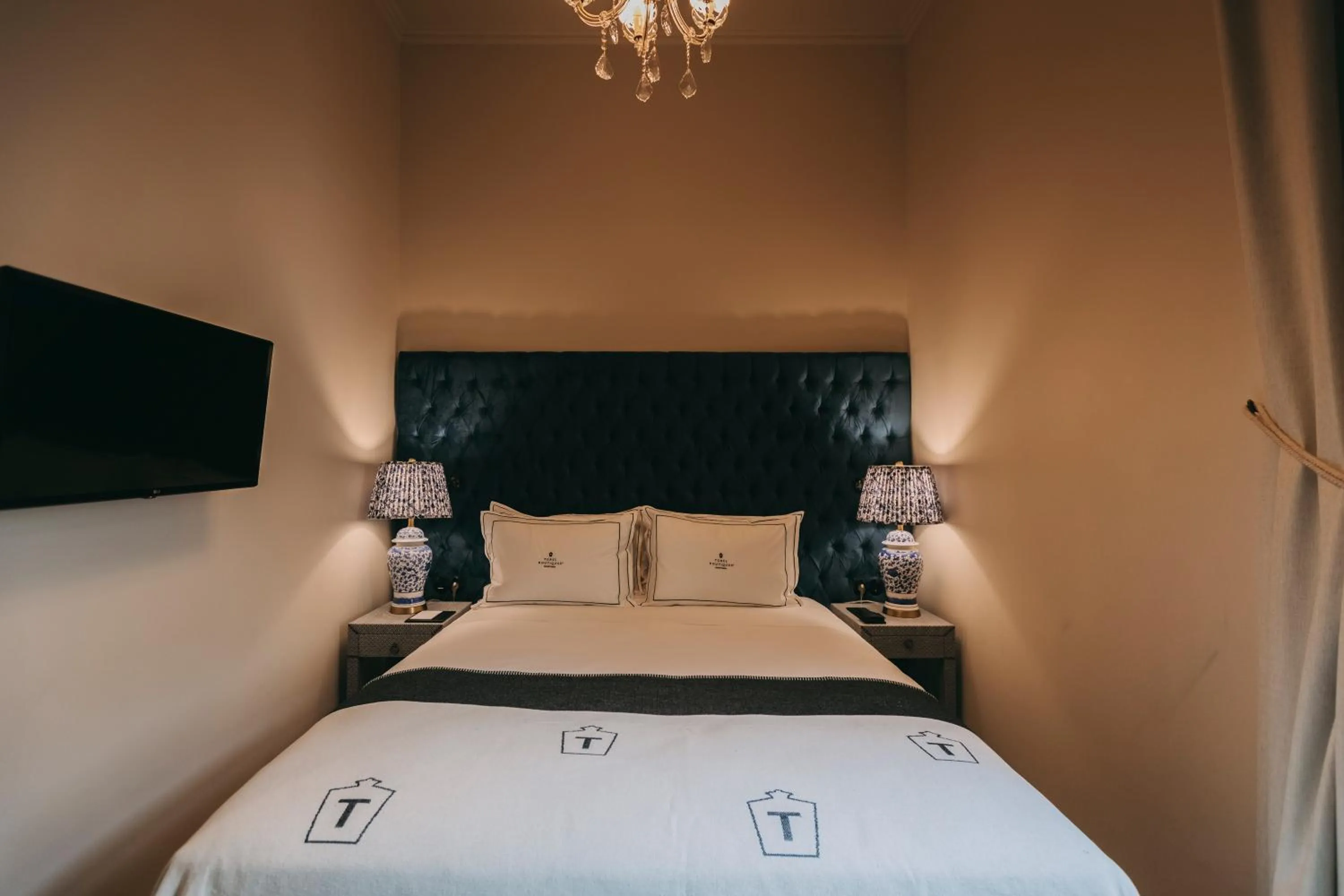 Bedroom, Bed in Torel Palace Porto