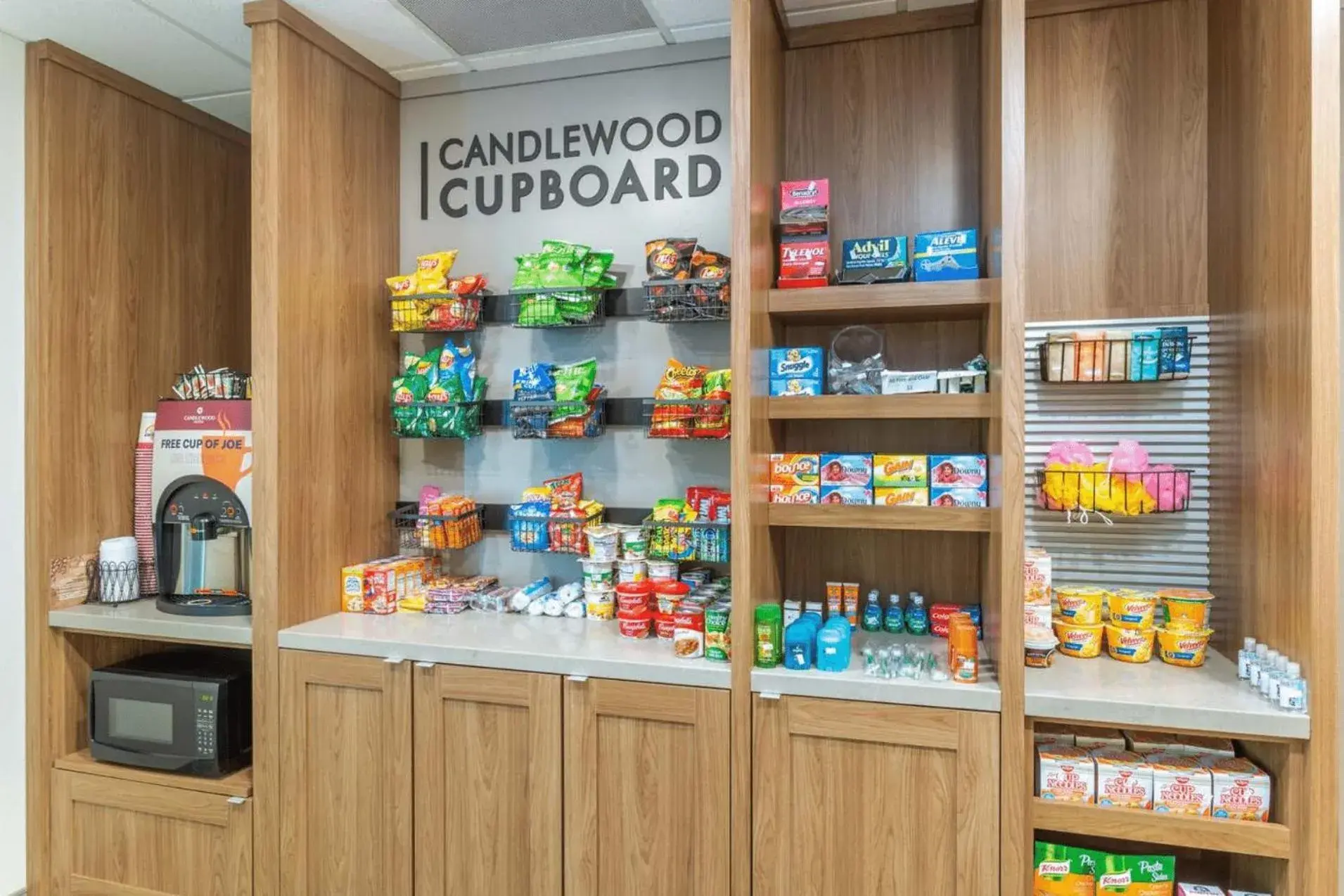 Queen Studio Suite - Mobility Access Roll in Shower/Non-Smoking in Candlewood Suites Ofallon, Il - St. Louis Area by IHG Queen Studio Suite - Mobility Access Roll in Shower/Non-Smoking in Candlewood Suites Ofallon, Il - St. Louis Area by IHG