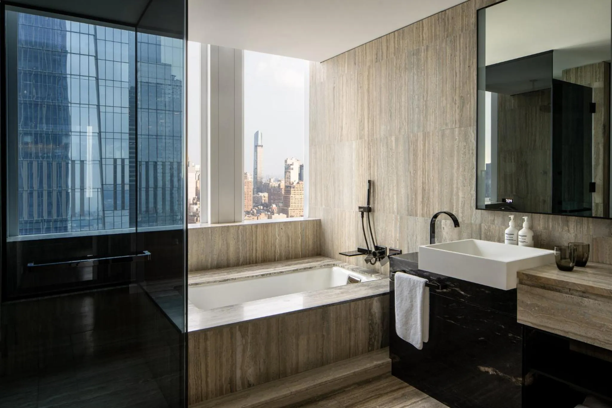 Facade/entrance in Equinox Hotel New York