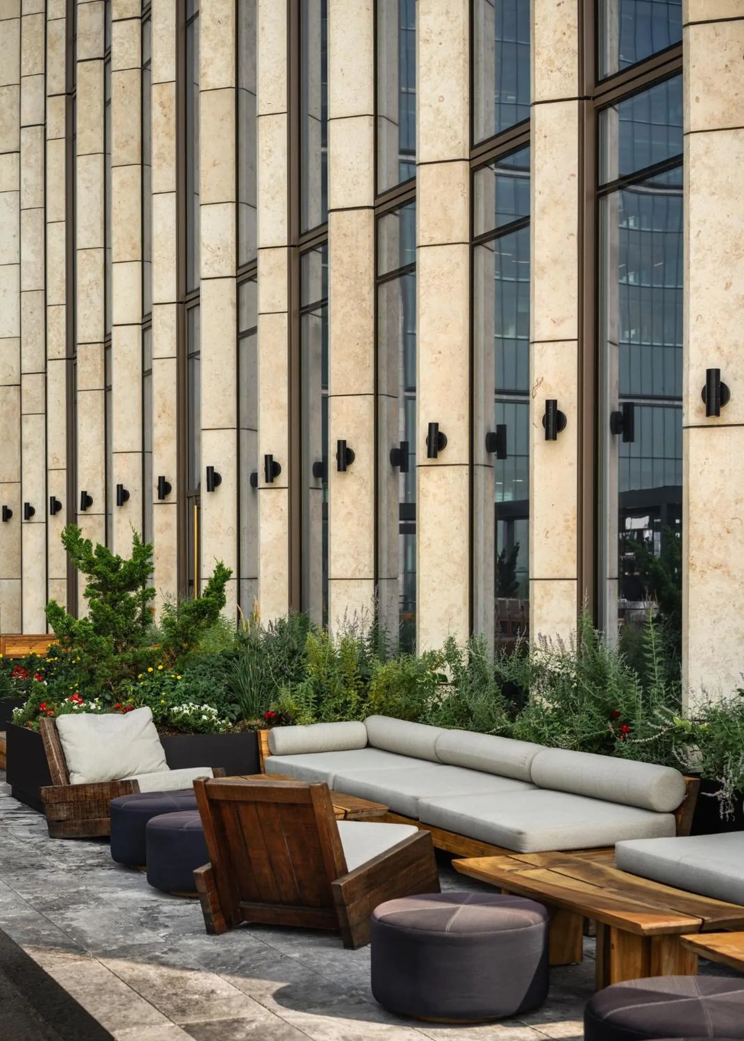 Facade/entrance in Equinox Hotel New York
