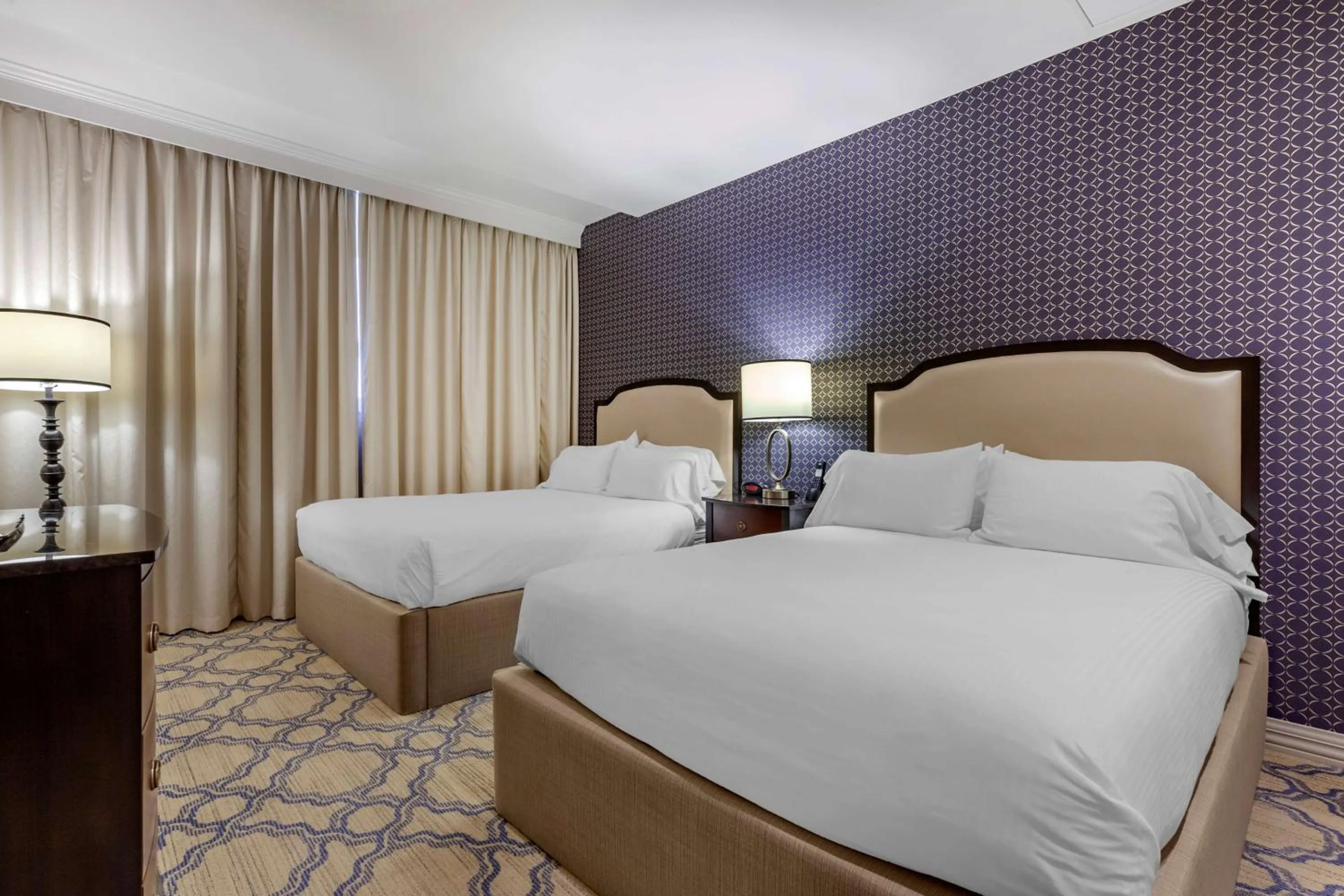 Bed in Best Western Premier Park Hotel