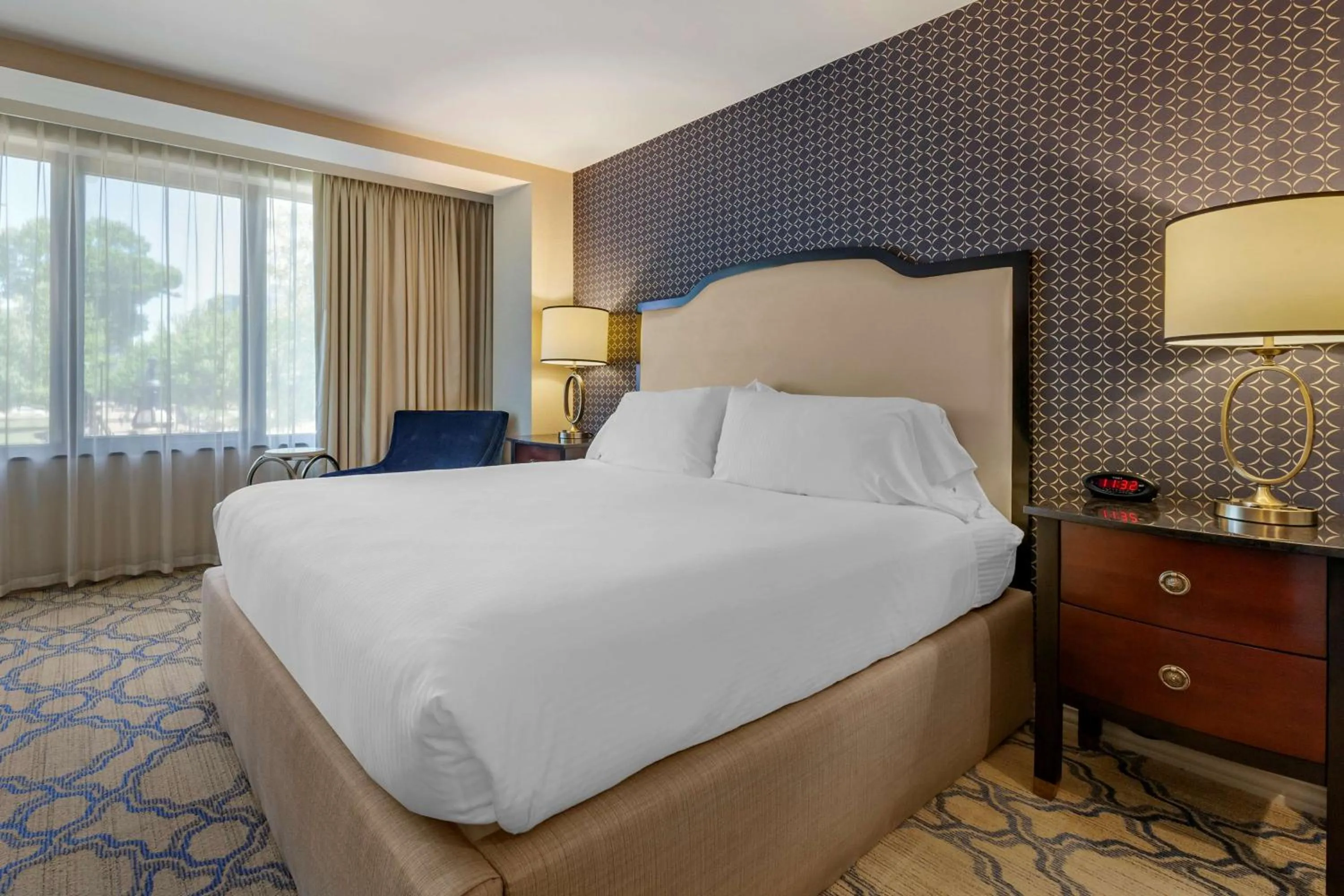 Bed in Best Western Premier Park Hotel