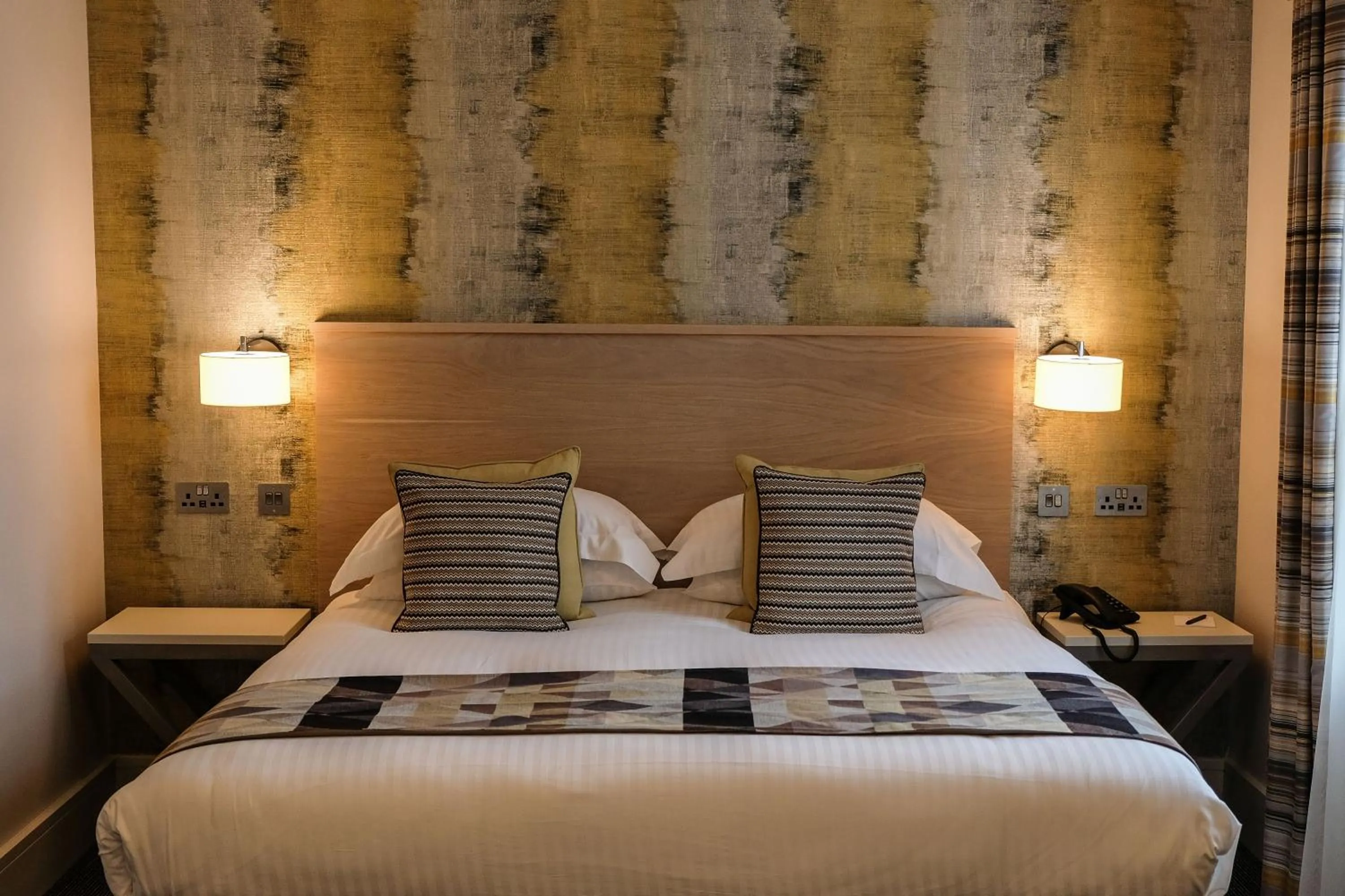 Bed in The Seafield Arms-Cullen