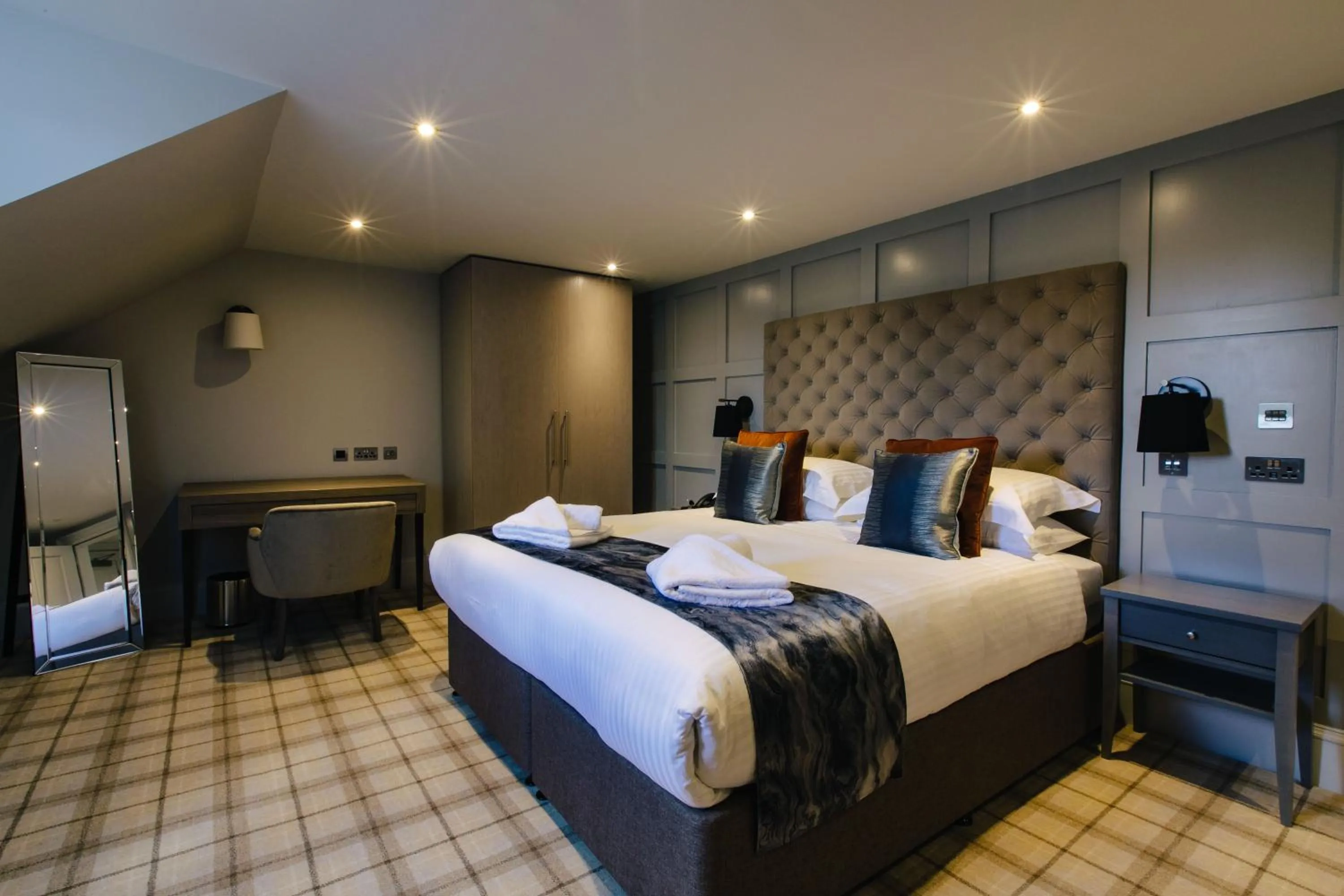 Bed in The Seafield Arms-Cullen