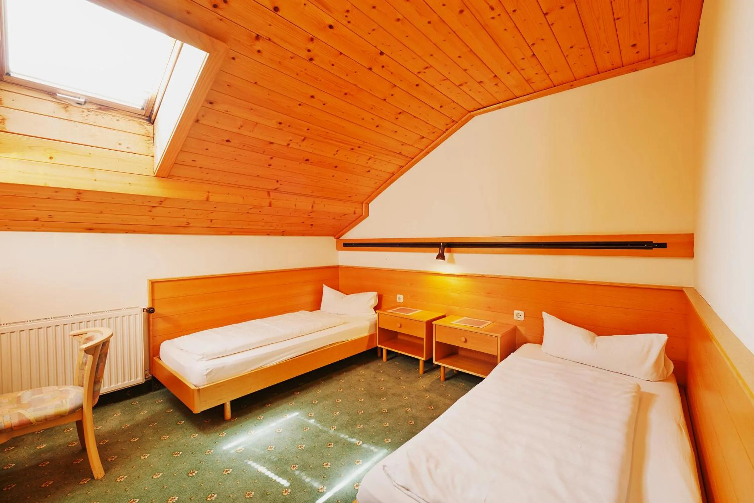 Bedroom, Bed in Finkensteiner Hof