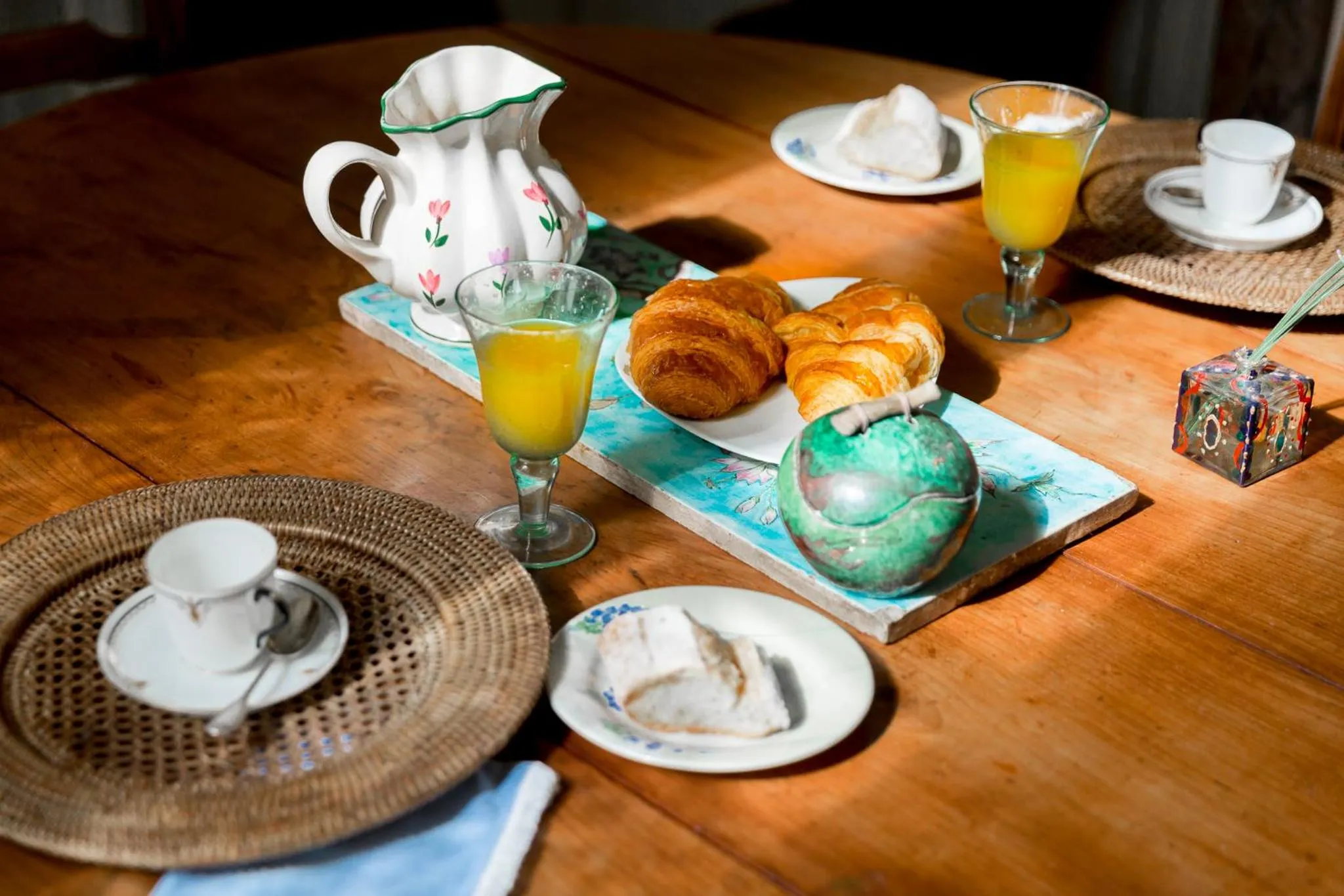 Food and drinks in La Maison Charmante